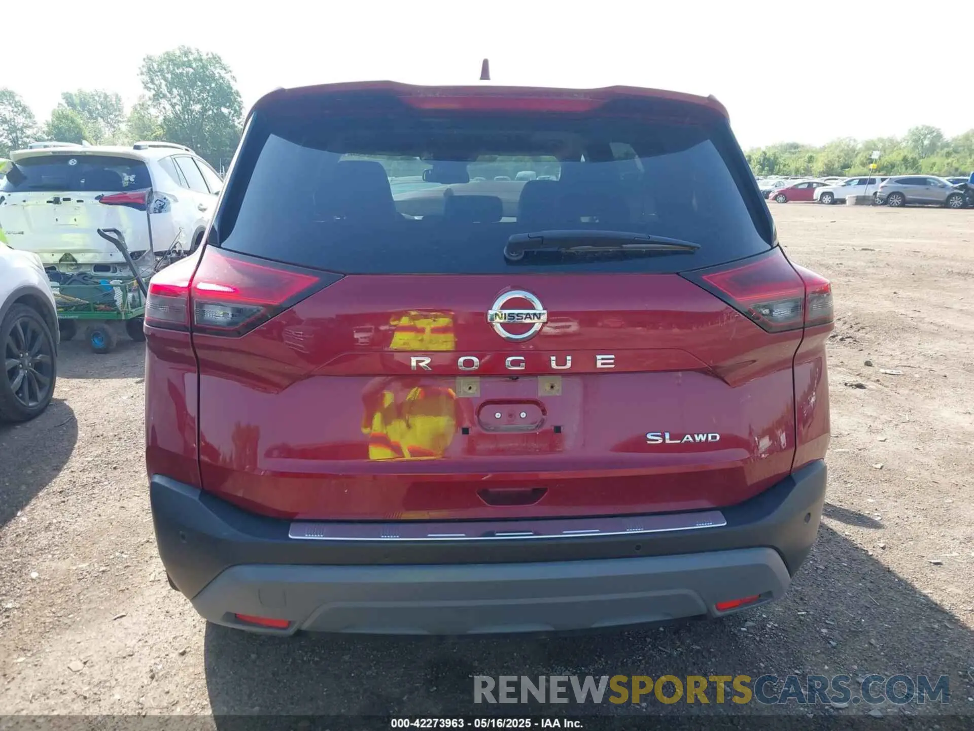 16 Photograph of a damaged car JN8AT3CB8MW239877 NISSAN ROGUE 2021