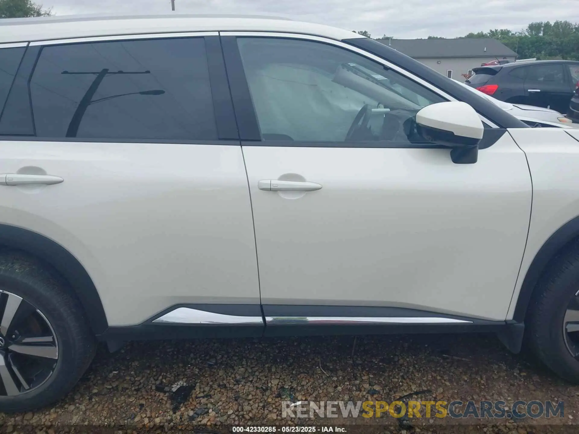 13 Photograph of a damaged car JN8AT3CB9MW241816 NISSAN ROGUE 2021