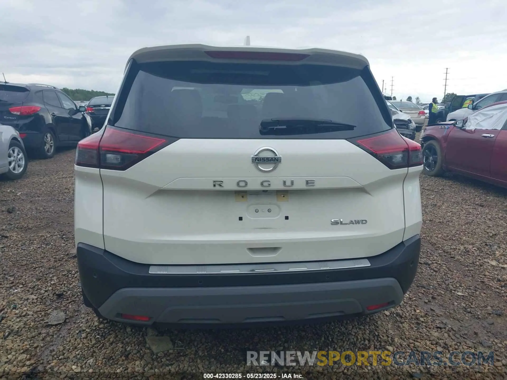 16 Photograph of a damaged car JN8AT3CB9MW241816 NISSAN ROGUE 2021