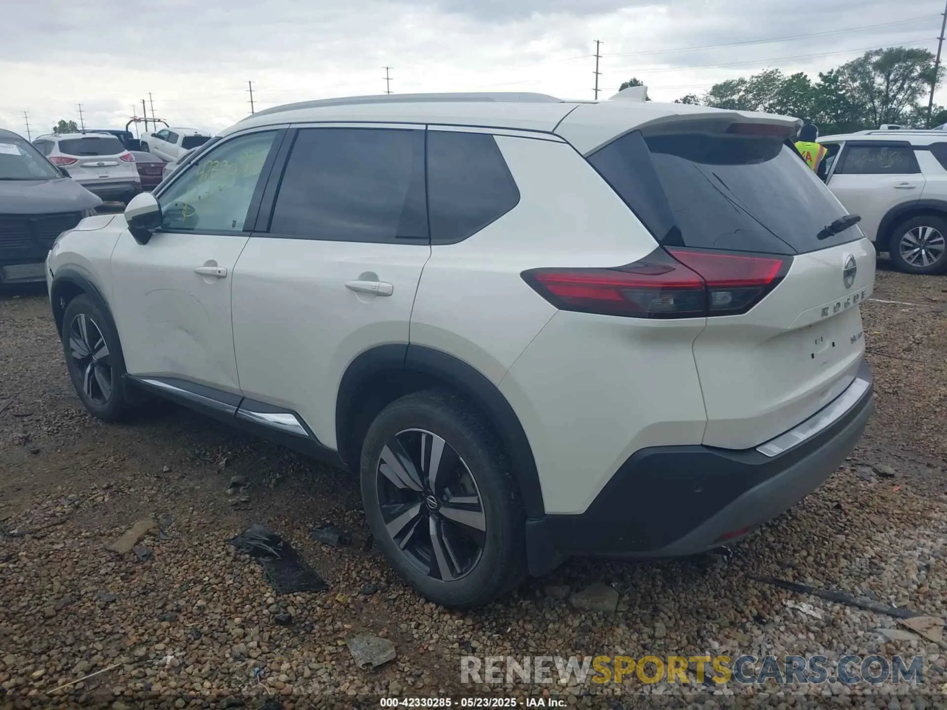 3 Photograph of a damaged car JN8AT3CB9MW241816 NISSAN ROGUE 2021