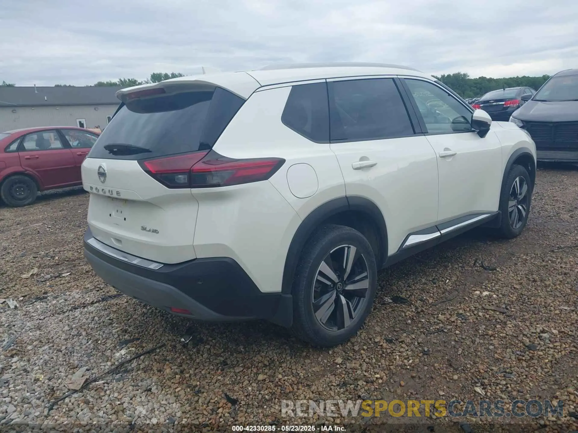 4 Photograph of a damaged car JN8AT3CB9MW241816 NISSAN ROGUE 2021