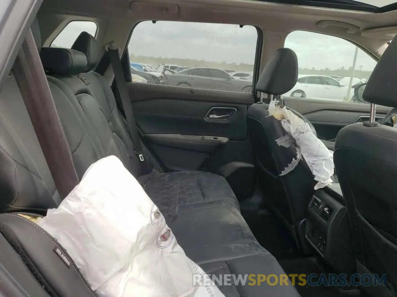 11 Photograph of a damaged car JN8AT3DC1MW100780 NISSAN ROGUE 2021