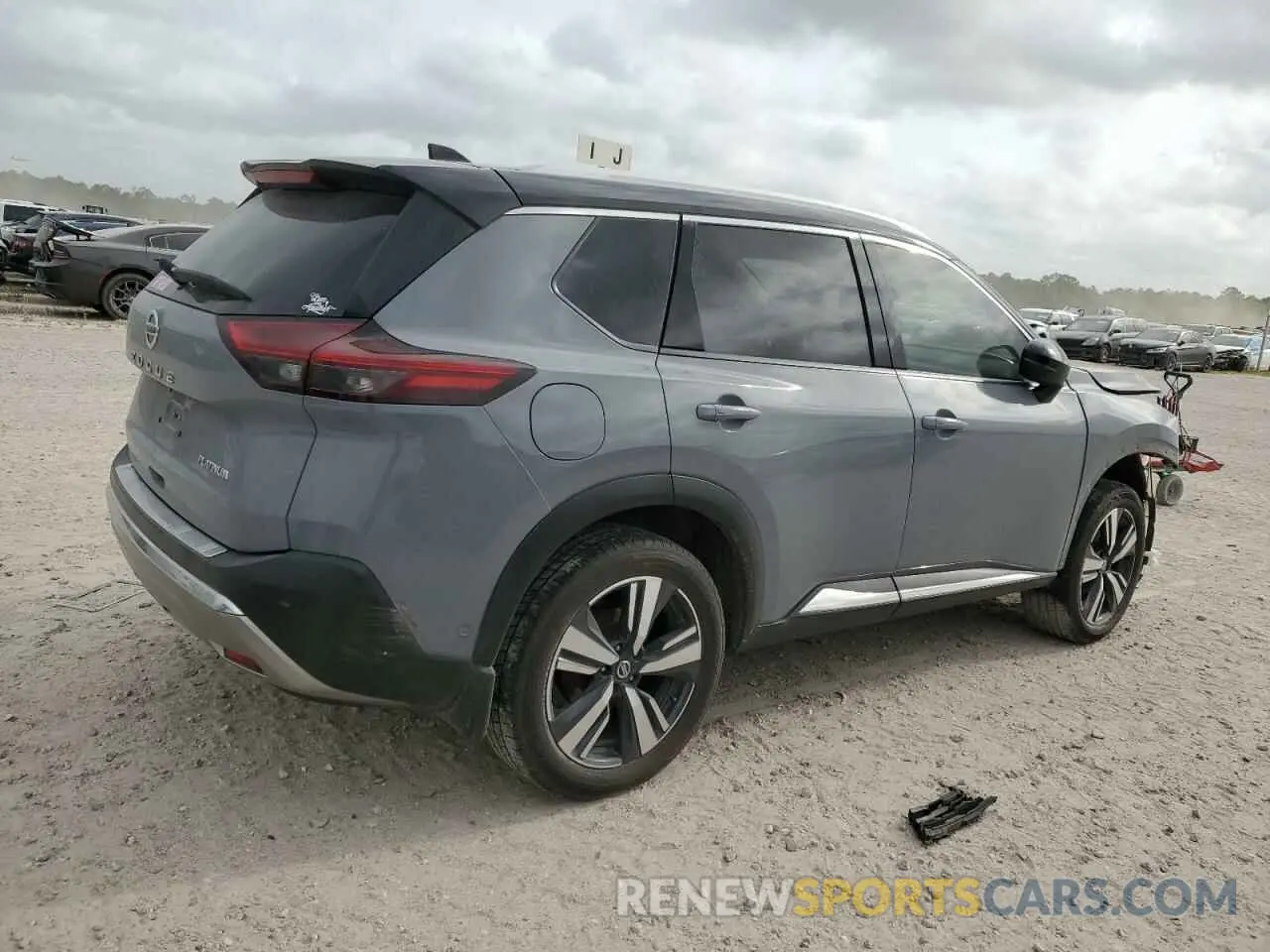 3 Photograph of a damaged car JN8AT3DC1MW100780 NISSAN ROGUE 2021