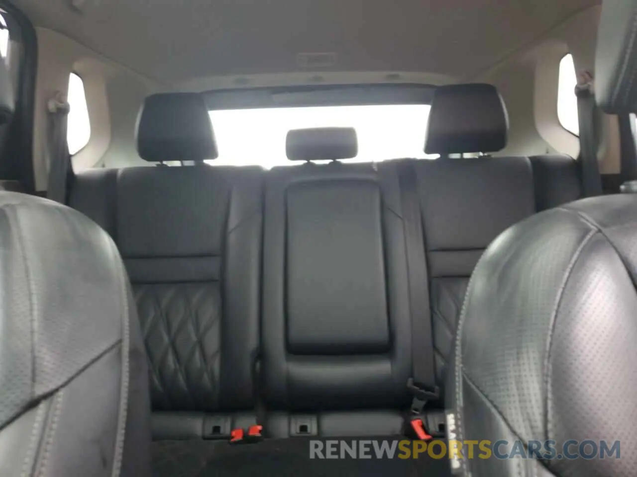 10 Photograph of a damaged car JN8AT3DC7MW105238 NISSAN ROGUE 2021