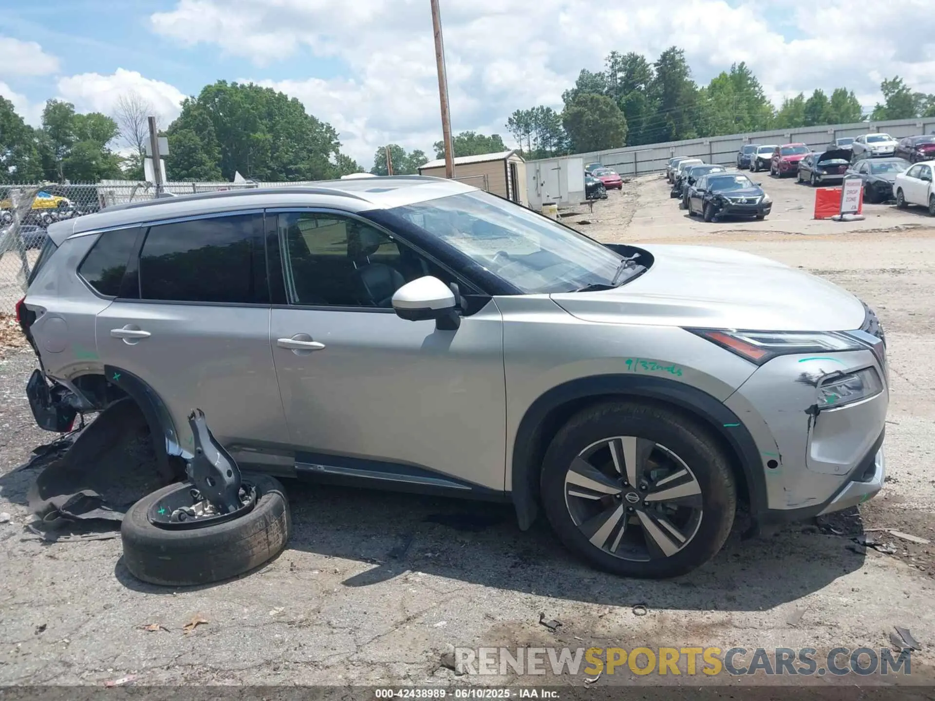 13 Photograph of a damaged car JN8AT3DCXMW101300 NISSAN ROGUE 2021