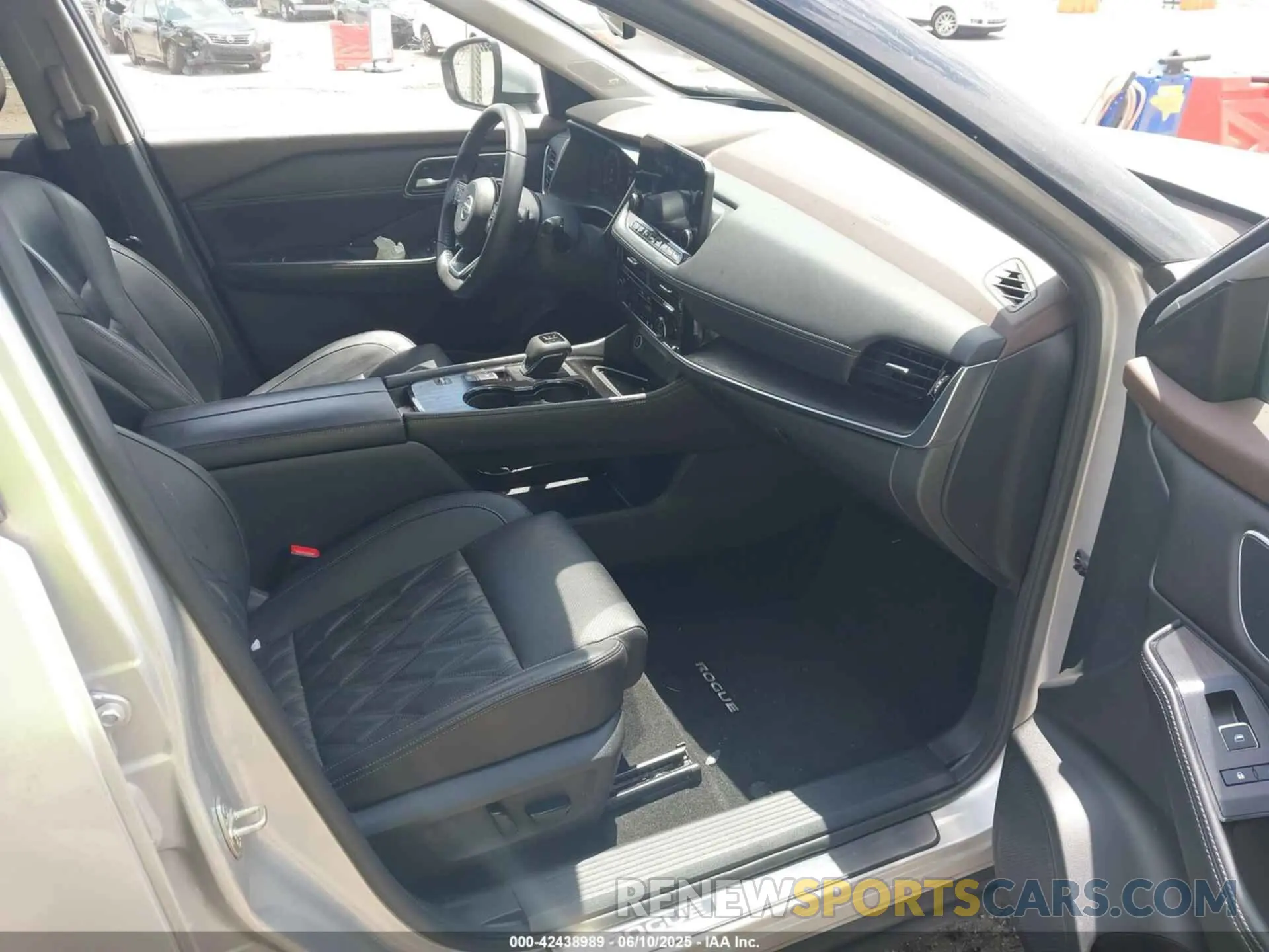5 Photograph of a damaged car JN8AT3DCXMW101300 NISSAN ROGUE 2021
