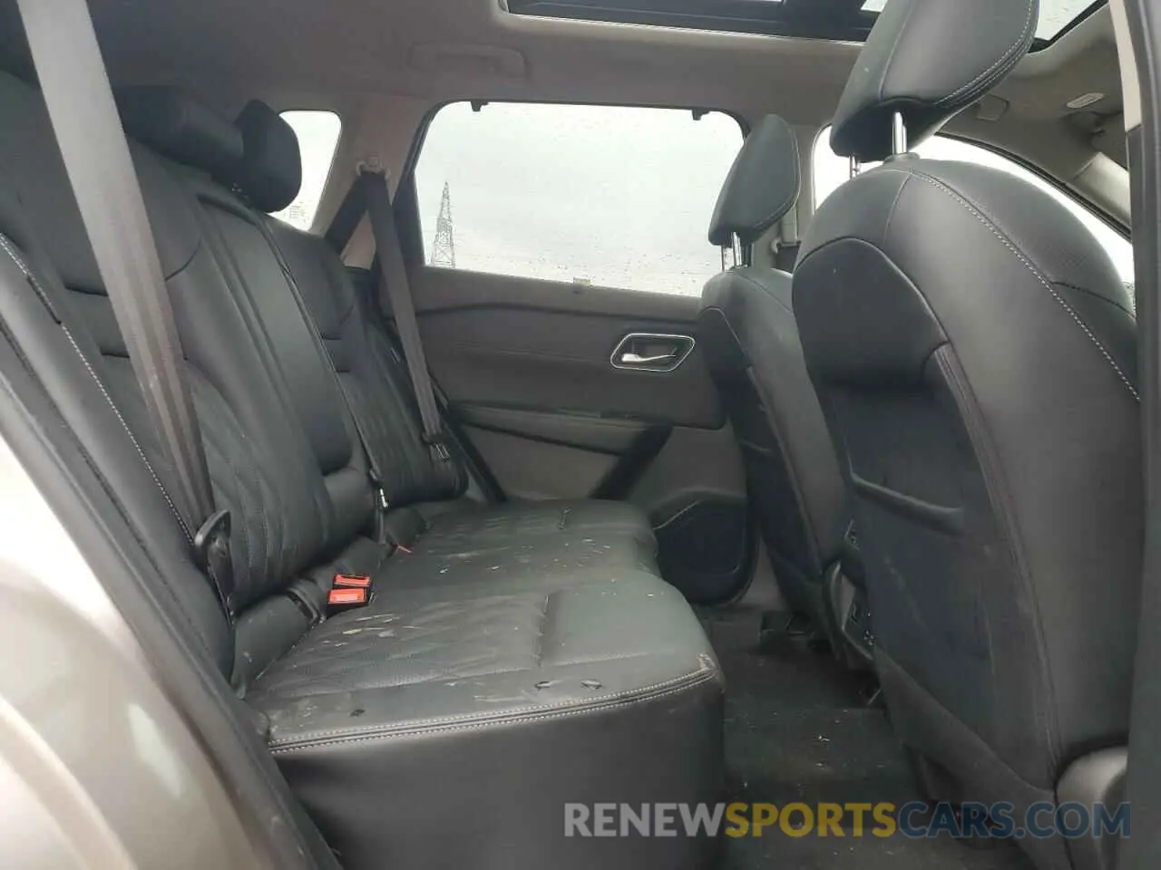 11 Photograph of a damaged car JN8AT3DD2MW304528 NISSAN ROGUE 2021