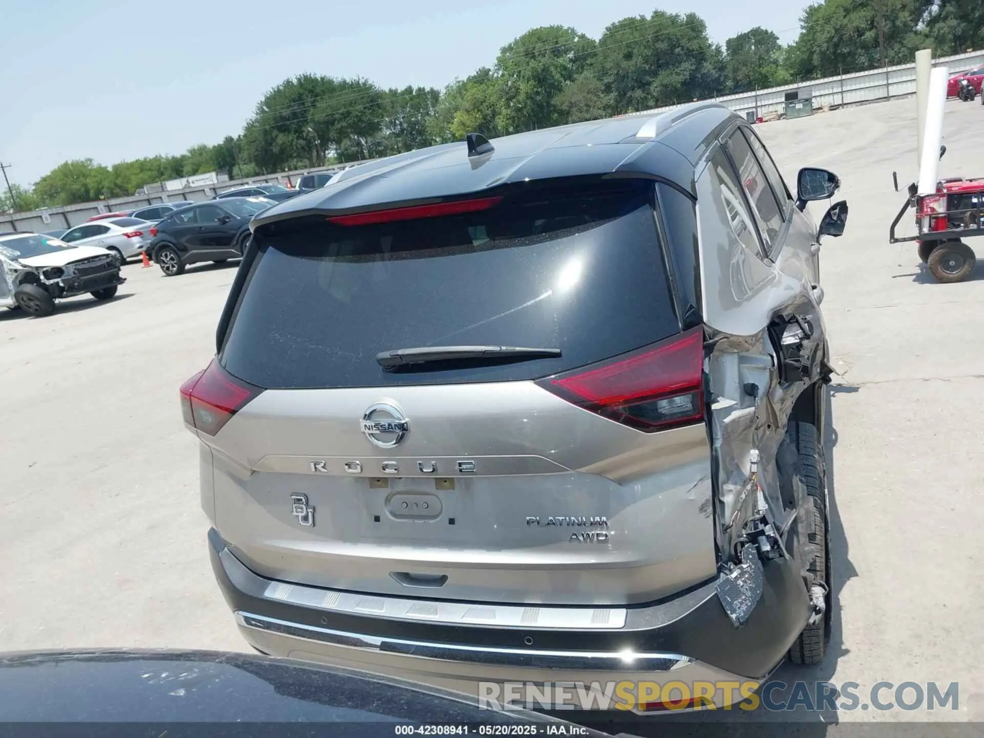16 Photograph of a damaged car JN8AT3DD6MW311417 NISSAN ROGUE 2021