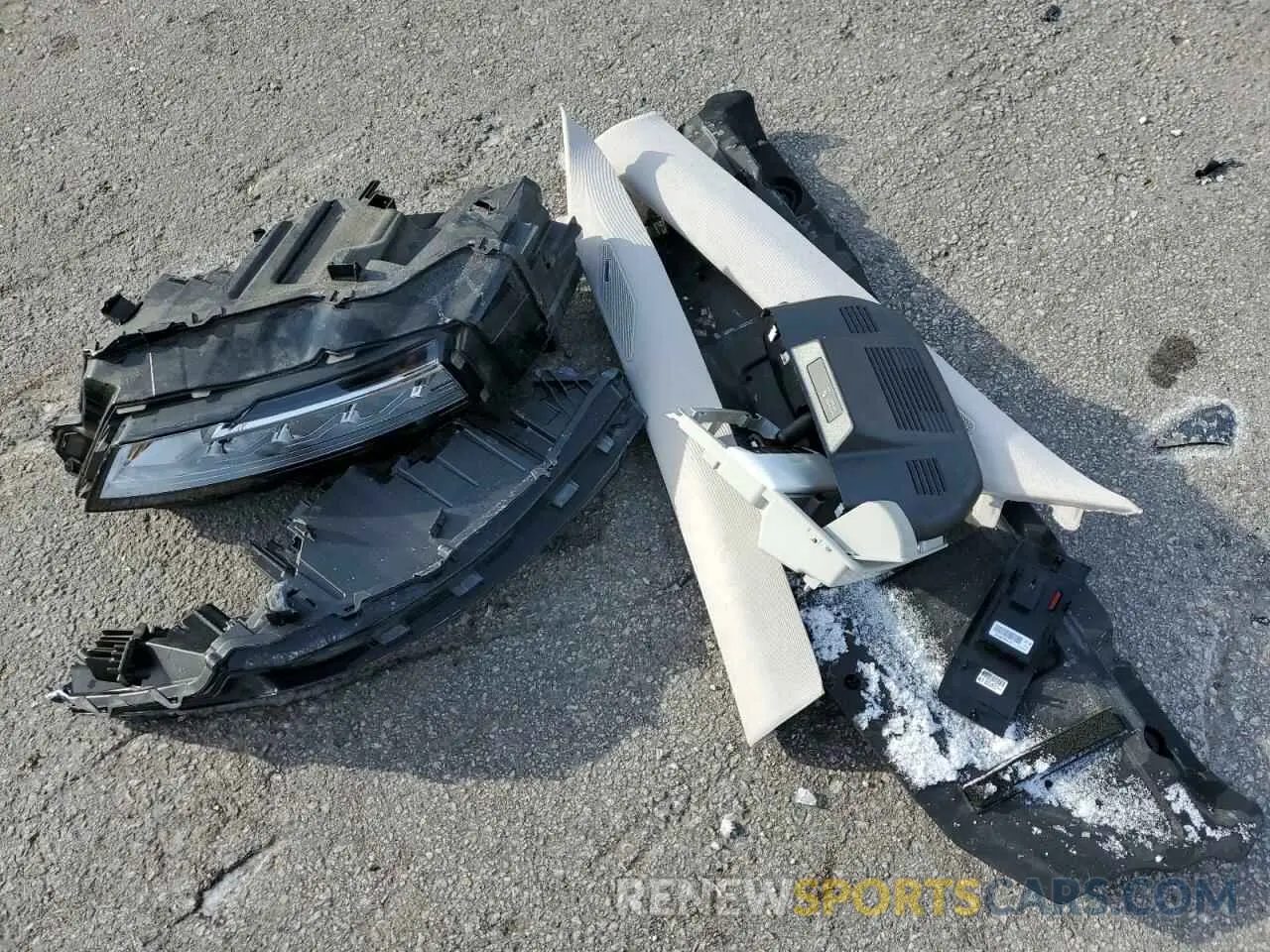 13 Photograph of a damaged car JN8AT3DD7MW301561 NISSAN ROGUE 2021