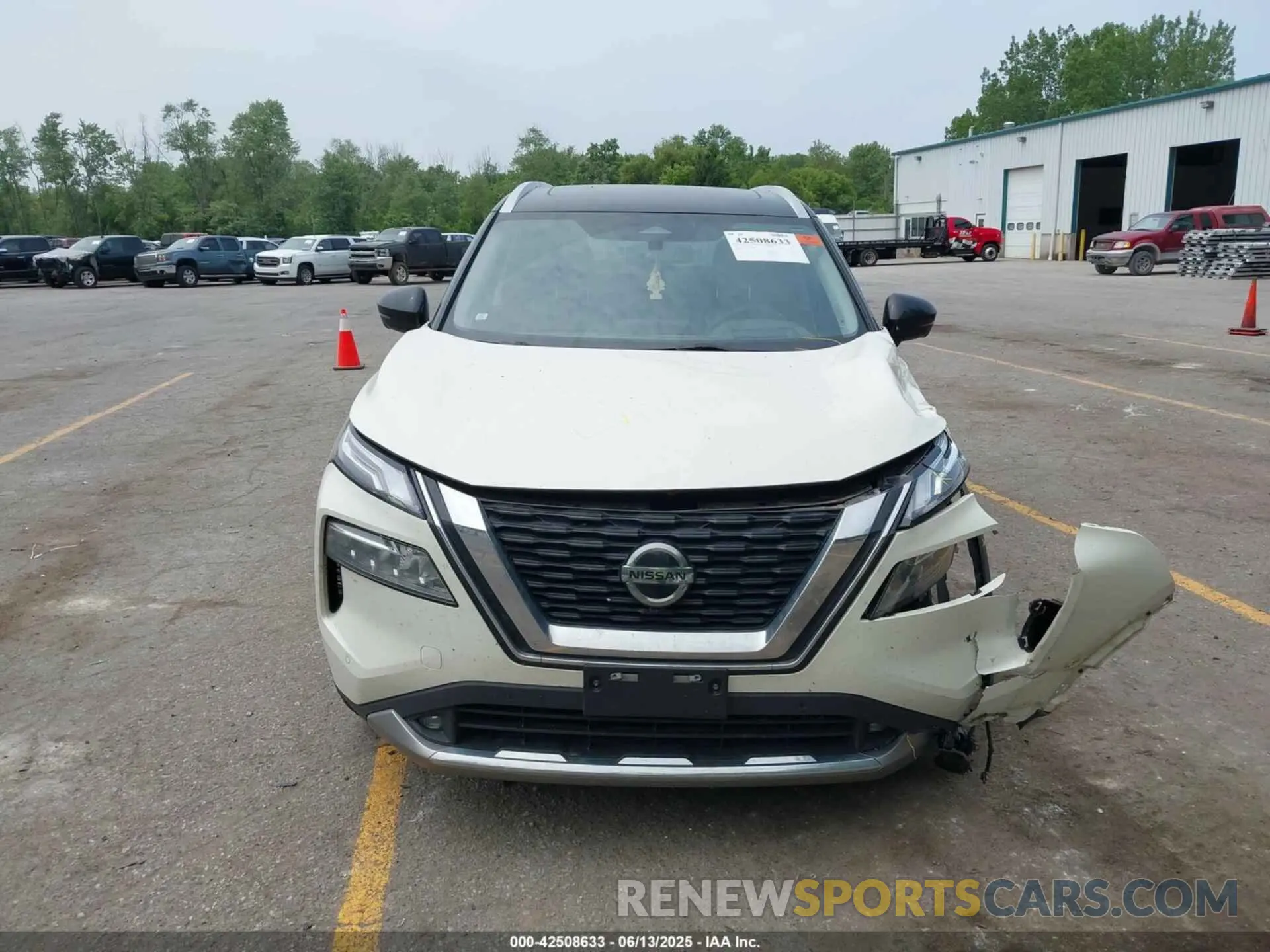 12 Photograph of a damaged car JN8AT3DD7MW304170 NISSAN ROGUE 2021