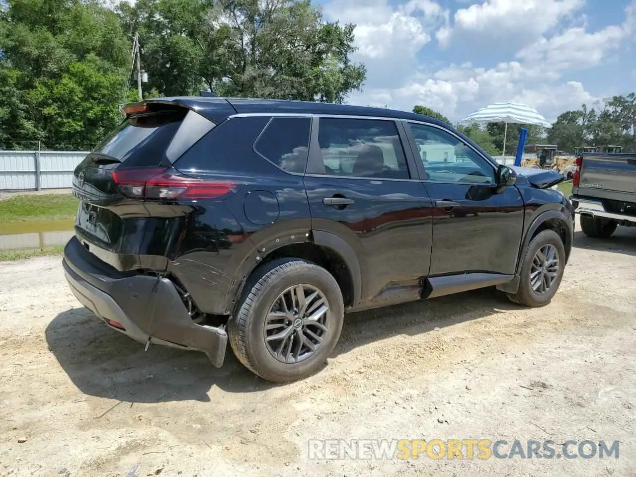 3 Photograph of a damaged car 5N1AT3AA9NC687775 NISSAN ROGUE 2022