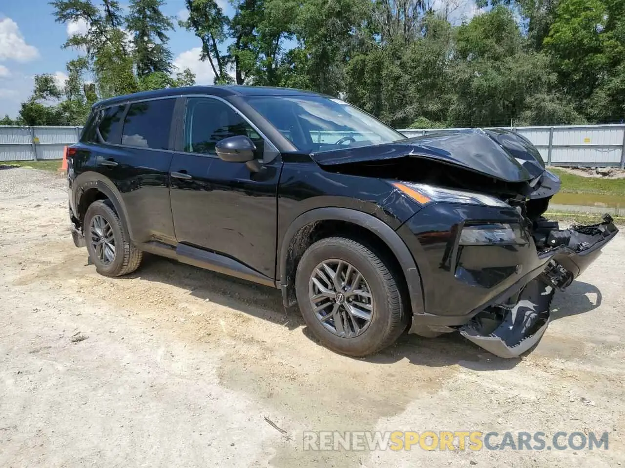 4 Photograph of a damaged car 5N1AT3AA9NC687775 NISSAN ROGUE 2022