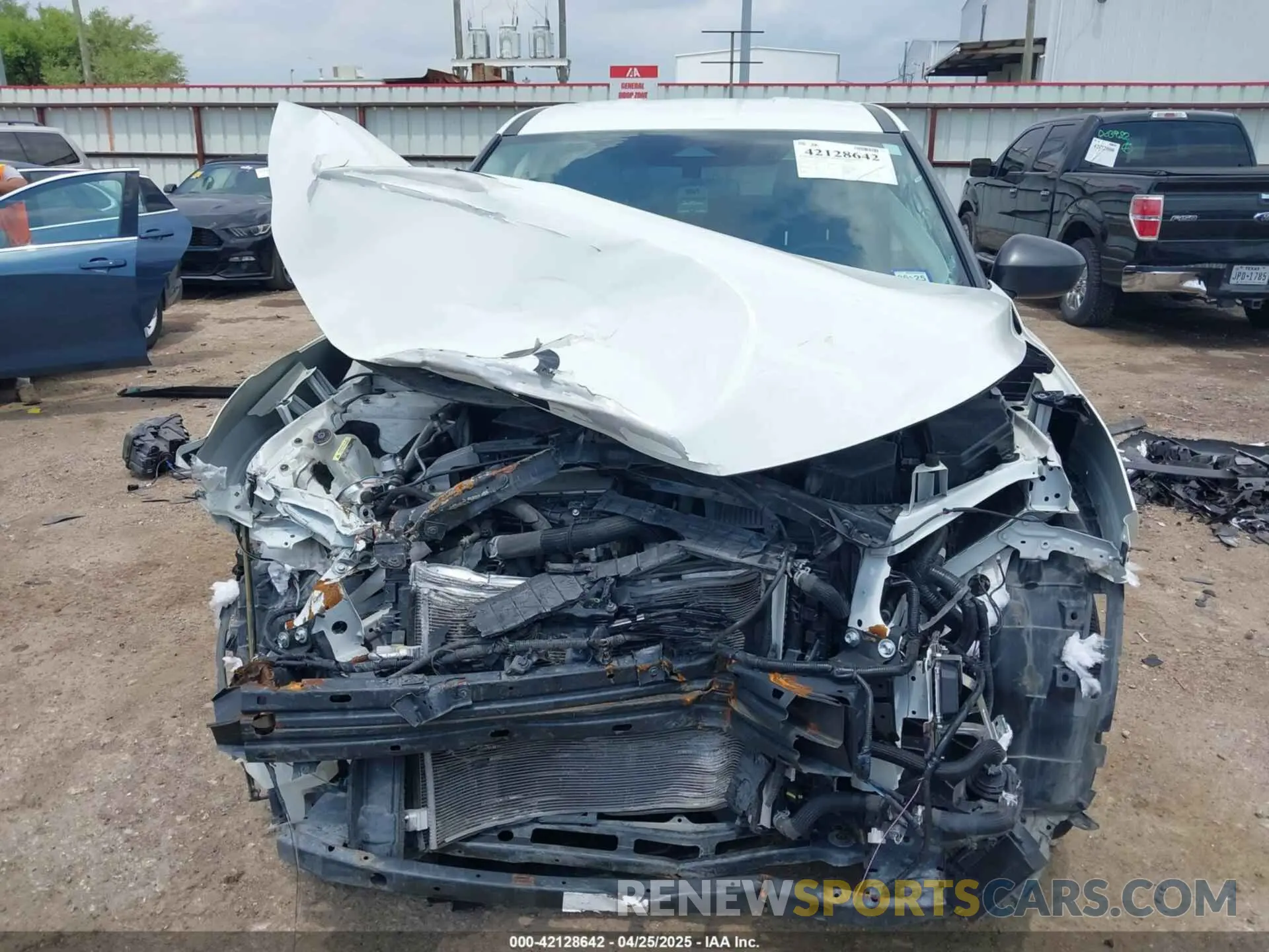 13 Photograph of a damaged car 5N1BT3AA2NC714237 NISSAN ROGUE 2022
