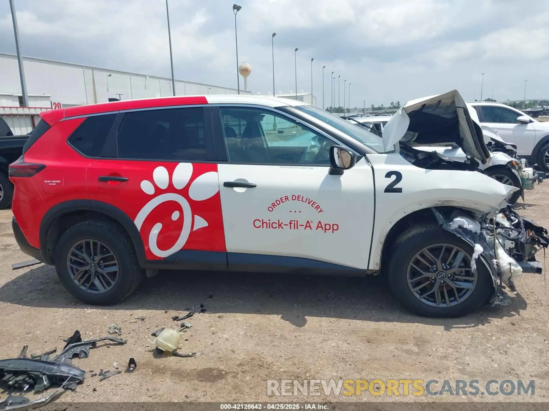 14 Photograph of a damaged car 5N1BT3AA2NC714237 NISSAN ROGUE 2022
