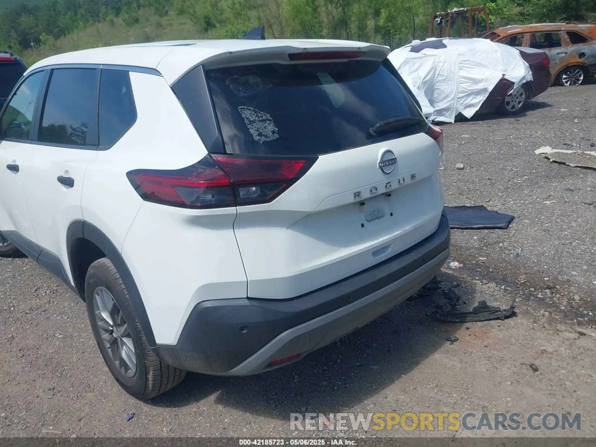 6 Photograph of a damaged car 5N1BT3AA7NC706554 NISSAN ROGUE 2022