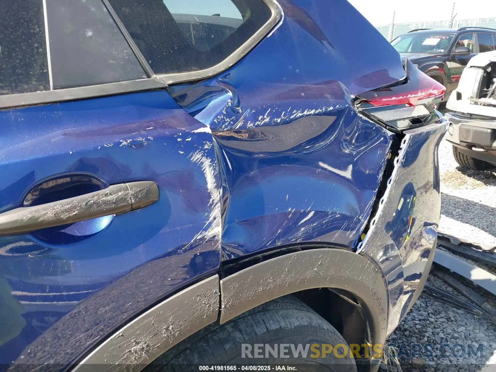 16 Photograph of a damaged car 5N1BT3AA9NC685416 NISSAN ROGUE 2022