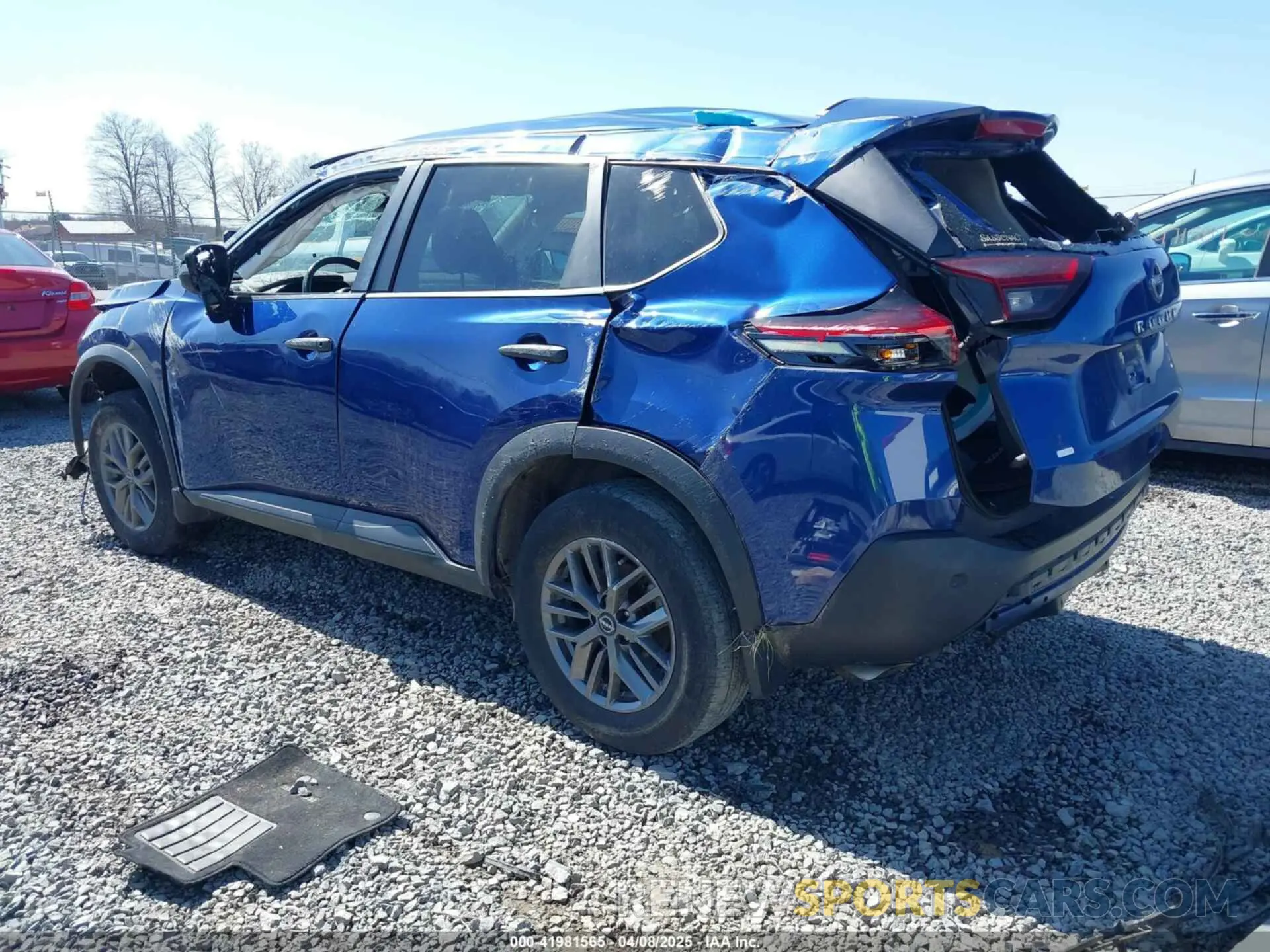 3 Photograph of a damaged car 5N1BT3AA9NC685416 NISSAN ROGUE 2022