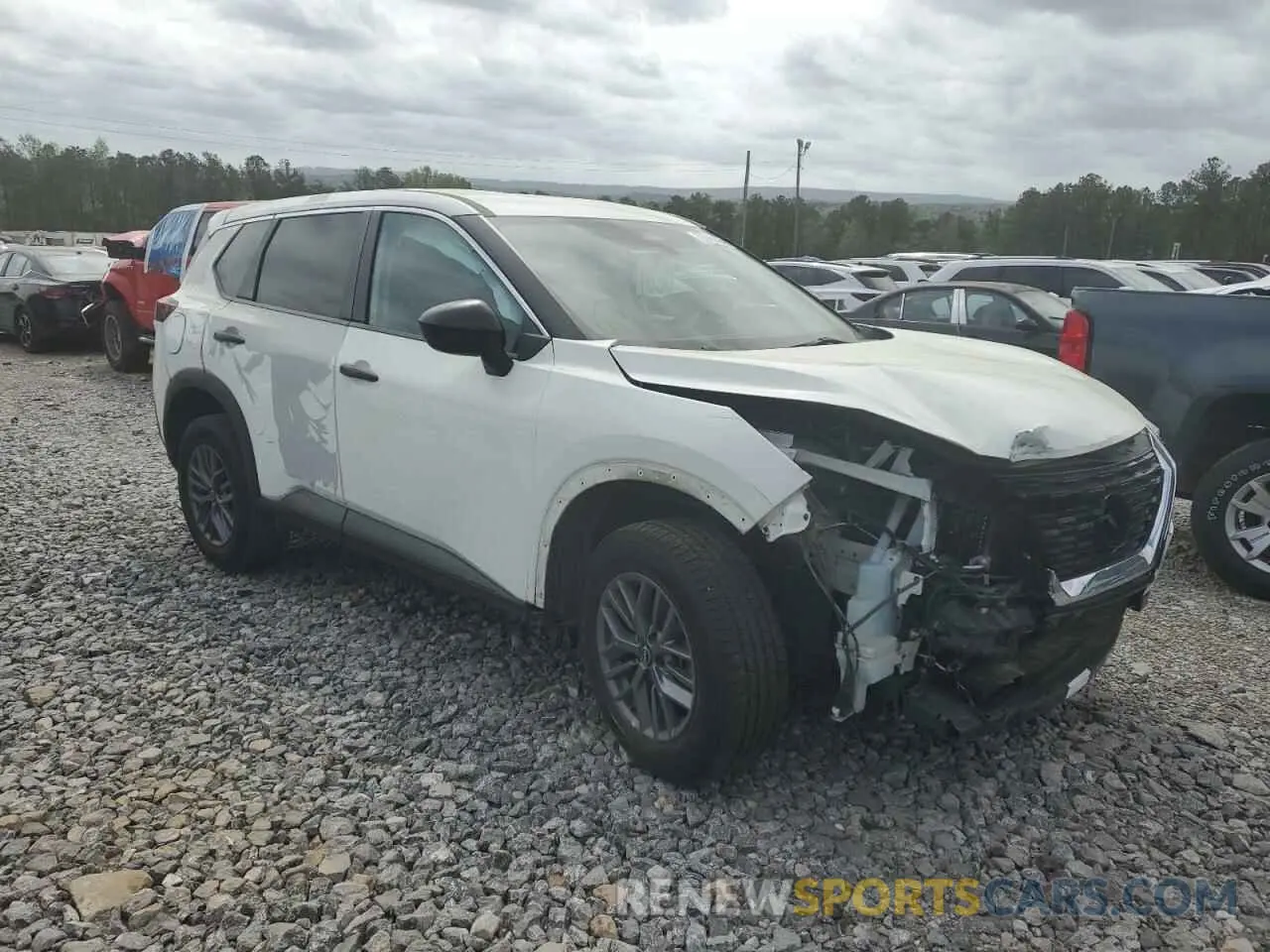 4 Photograph of a damaged car 5N1BT3AB7NC709706 NISSAN ROGUE 2022
