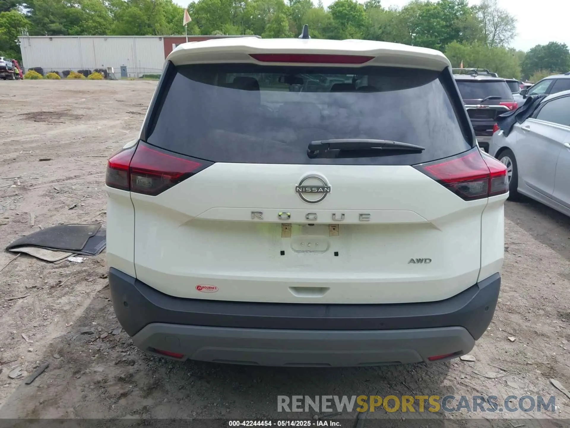 16 Photograph of a damaged car 5N1BT3AB8NC707270 NISSAN ROGUE 2022