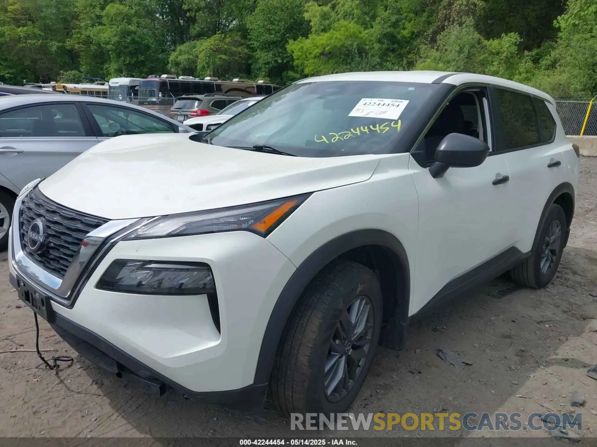 2 Photograph of a damaged car 5N1BT3AB8NC707270 NISSAN ROGUE 2022