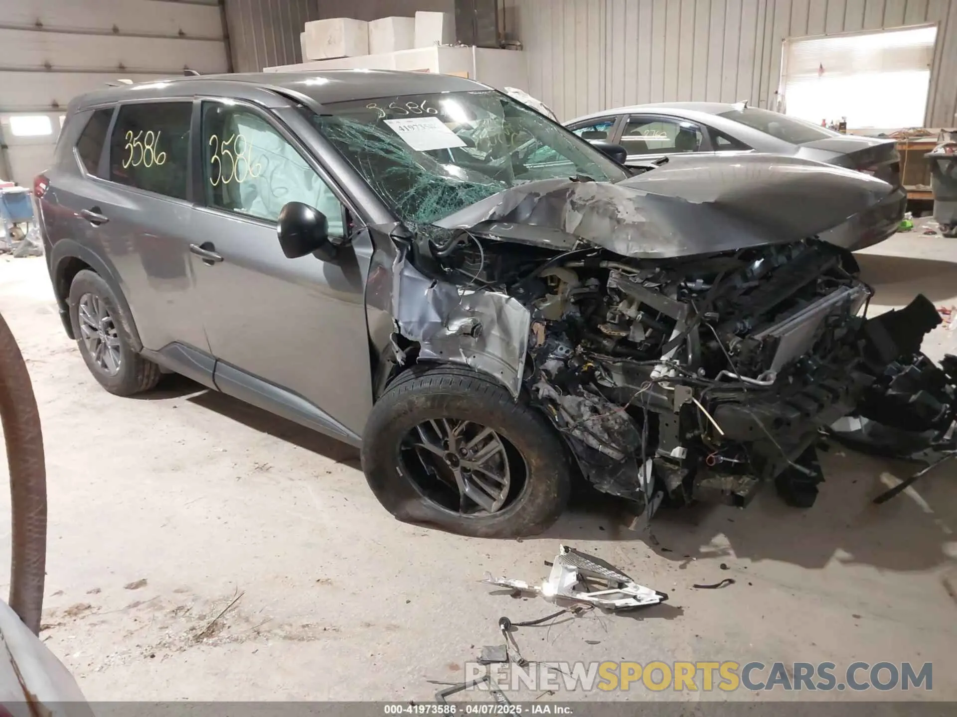 1 Photograph of a damaged car 5N1BT3AB8NC724554 NISSAN ROGUE 2022