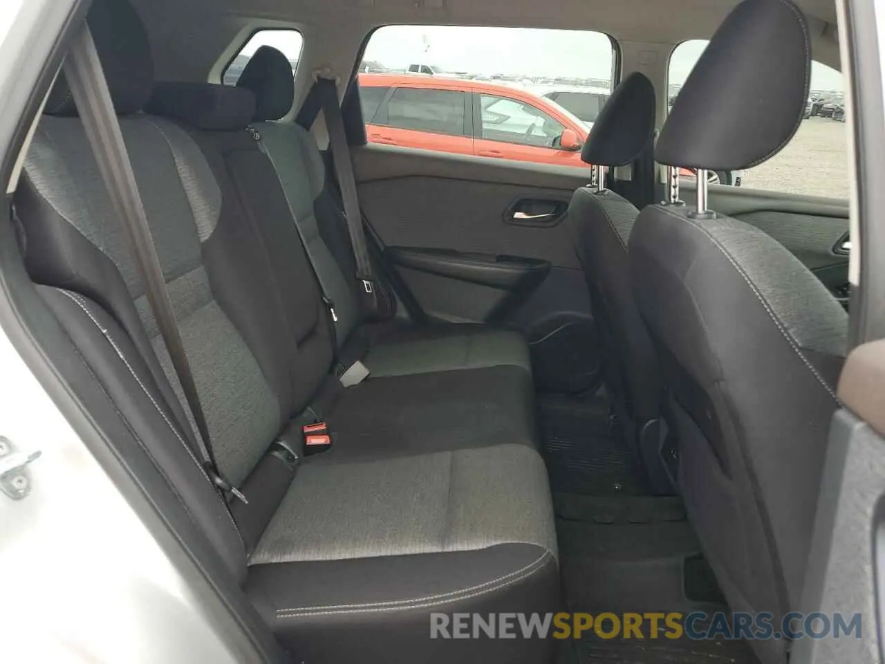 11 Photograph of a damaged car 5N1BT3BA0NC680815 NISSAN ROGUE 2022