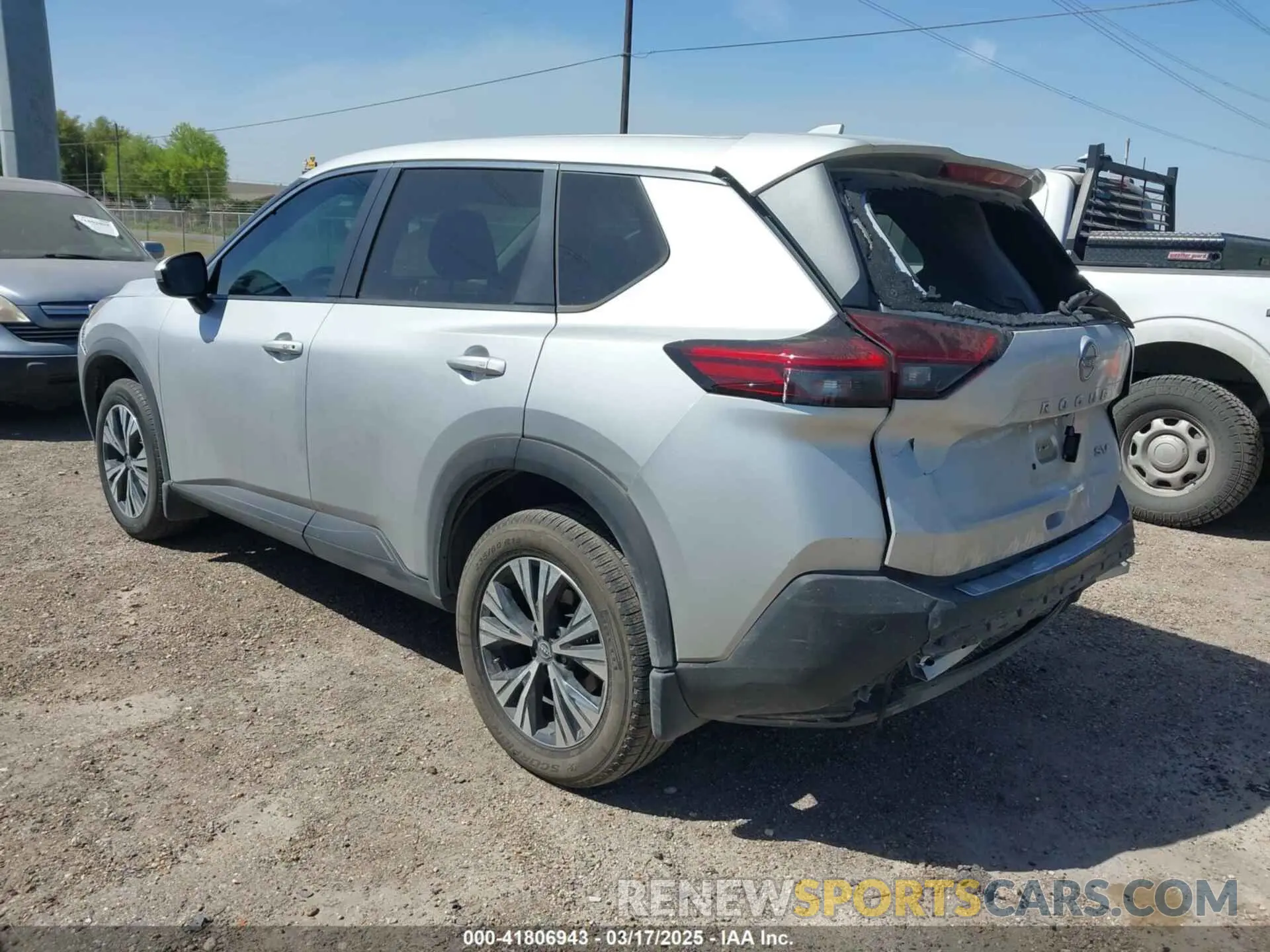 3 Photograph of a damaged car 5N1BT3BA0NC686517 NISSAN ROGUE 2022
