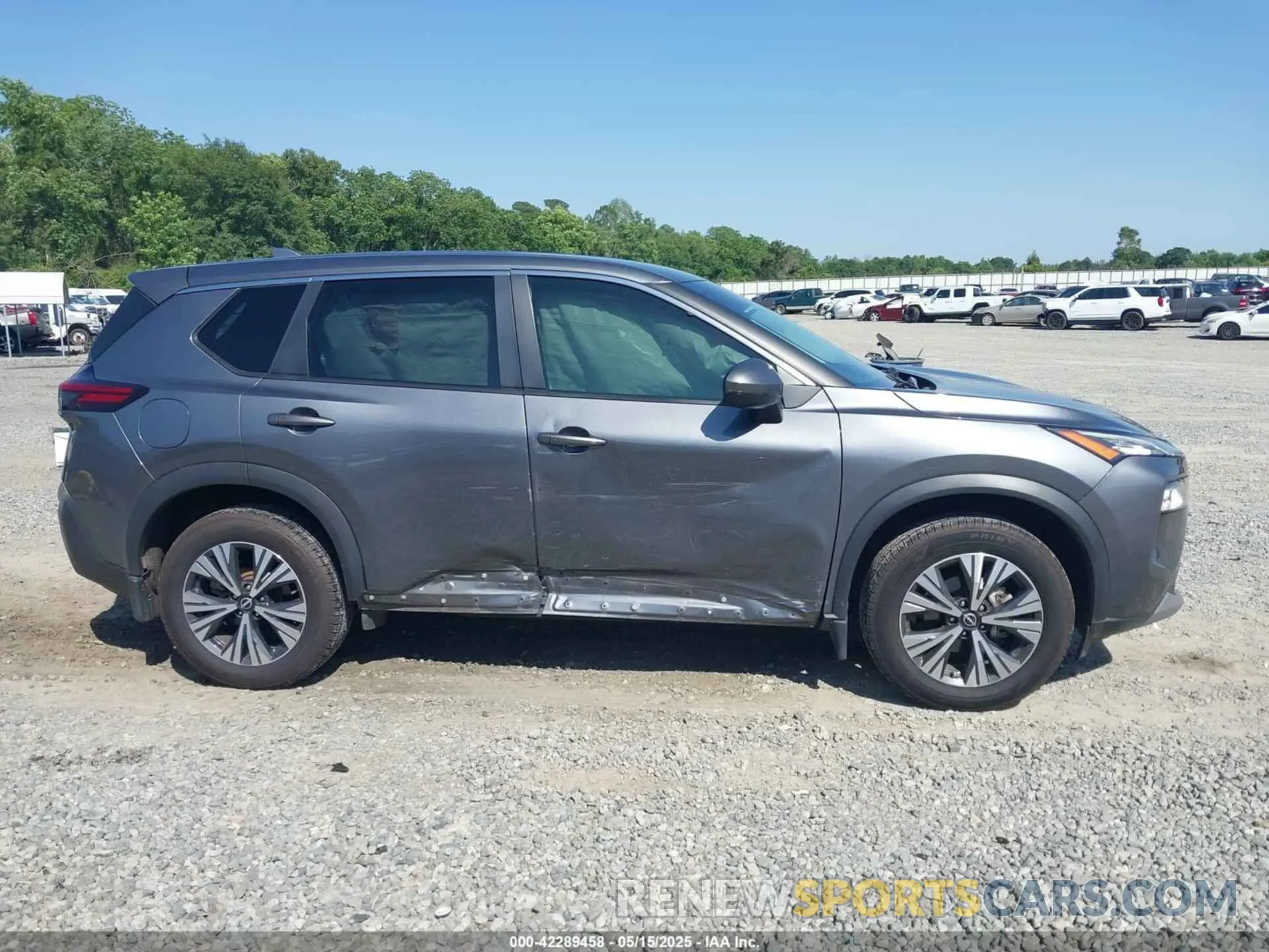 13 Photograph of a damaged car 5N1BT3BA0NC726160 NISSAN ROGUE 2022