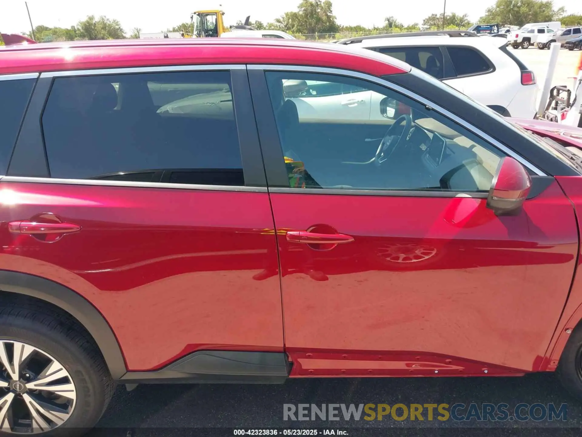 14 Photograph of a damaged car 5N1BT3BA2NC722546 NISSAN ROGUE 2022