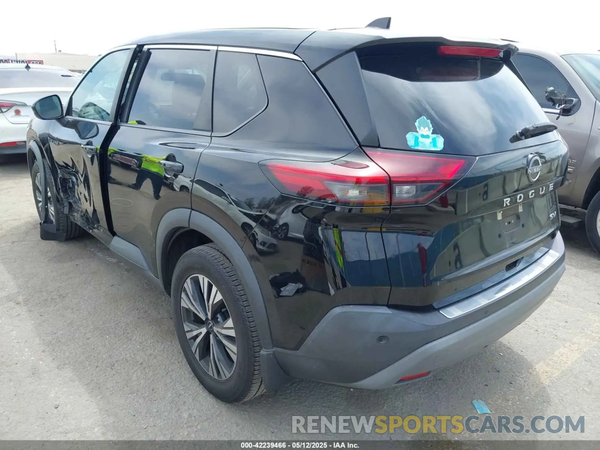 3 Photograph of a damaged car 5N1BT3BA3NC690514 NISSAN ROGUE 2022