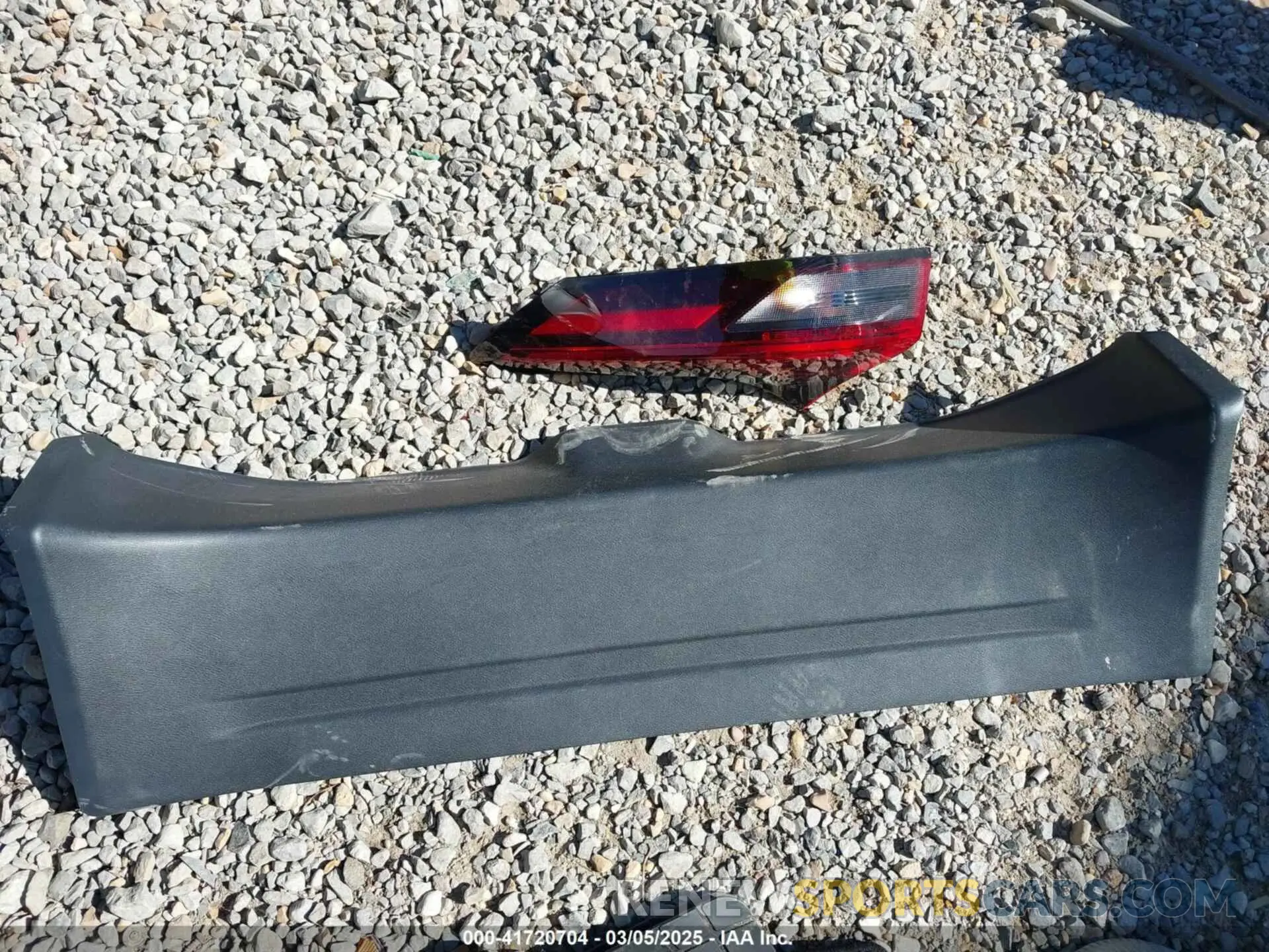 12 Photograph of a damaged car 5N1BT3BA4NC702427 NISSAN ROGUE 2022