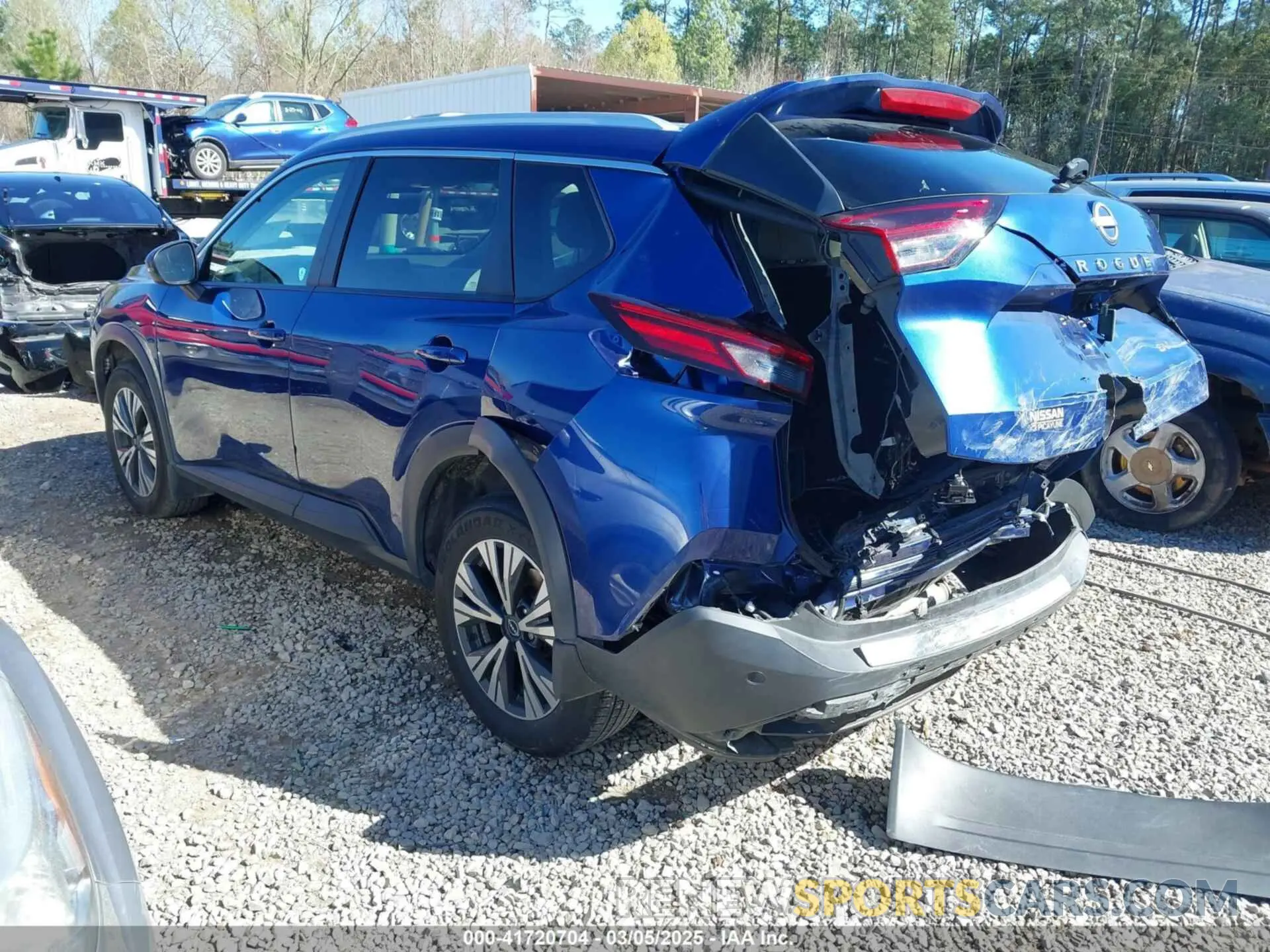 3 Photograph of a damaged car 5N1BT3BA4NC702427 NISSAN ROGUE 2022