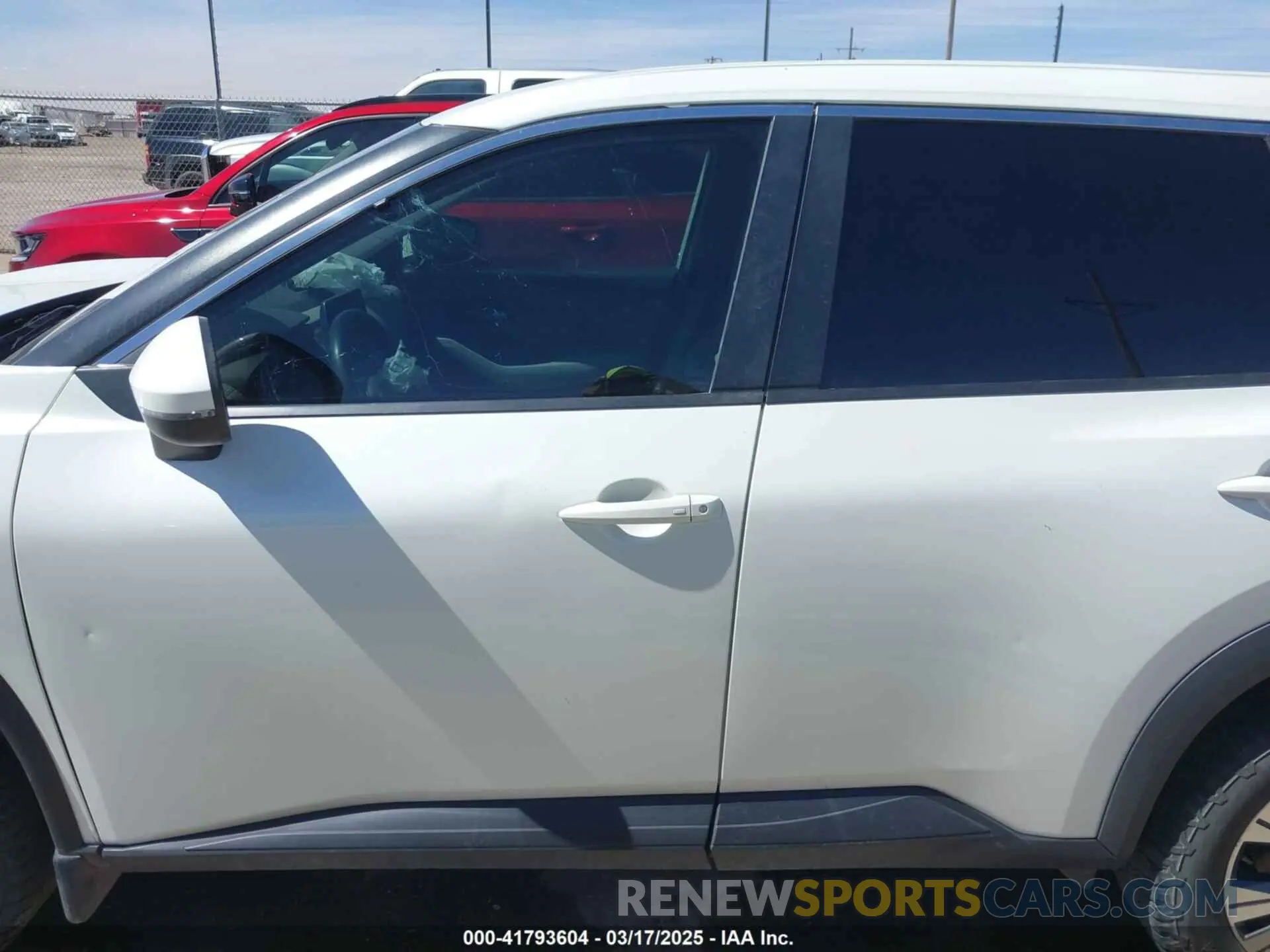 14 Photograph of a damaged car 5N1BT3BA4NC723035 NISSAN ROGUE 2022