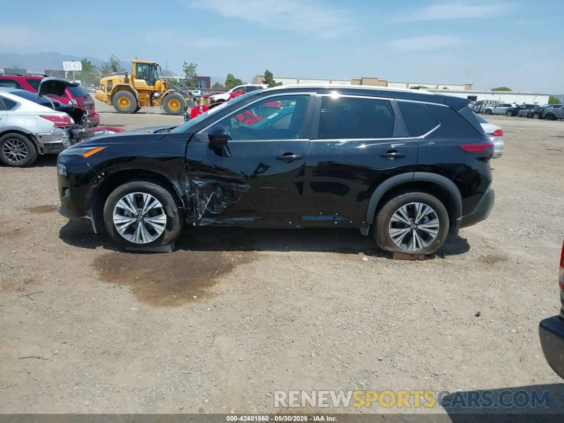 14 Photograph of a damaged car 5N1BT3BA4NC725738 NISSAN ROGUE 2022