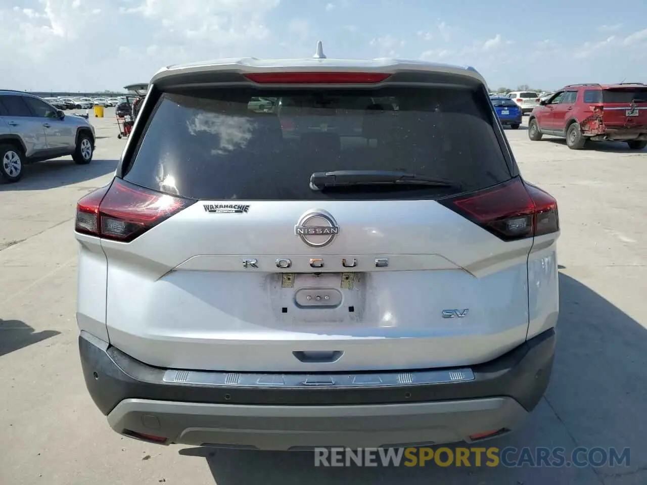 6 Photograph of a damaged car 5N1BT3BA6NC678888 NISSAN ROGUE 2022