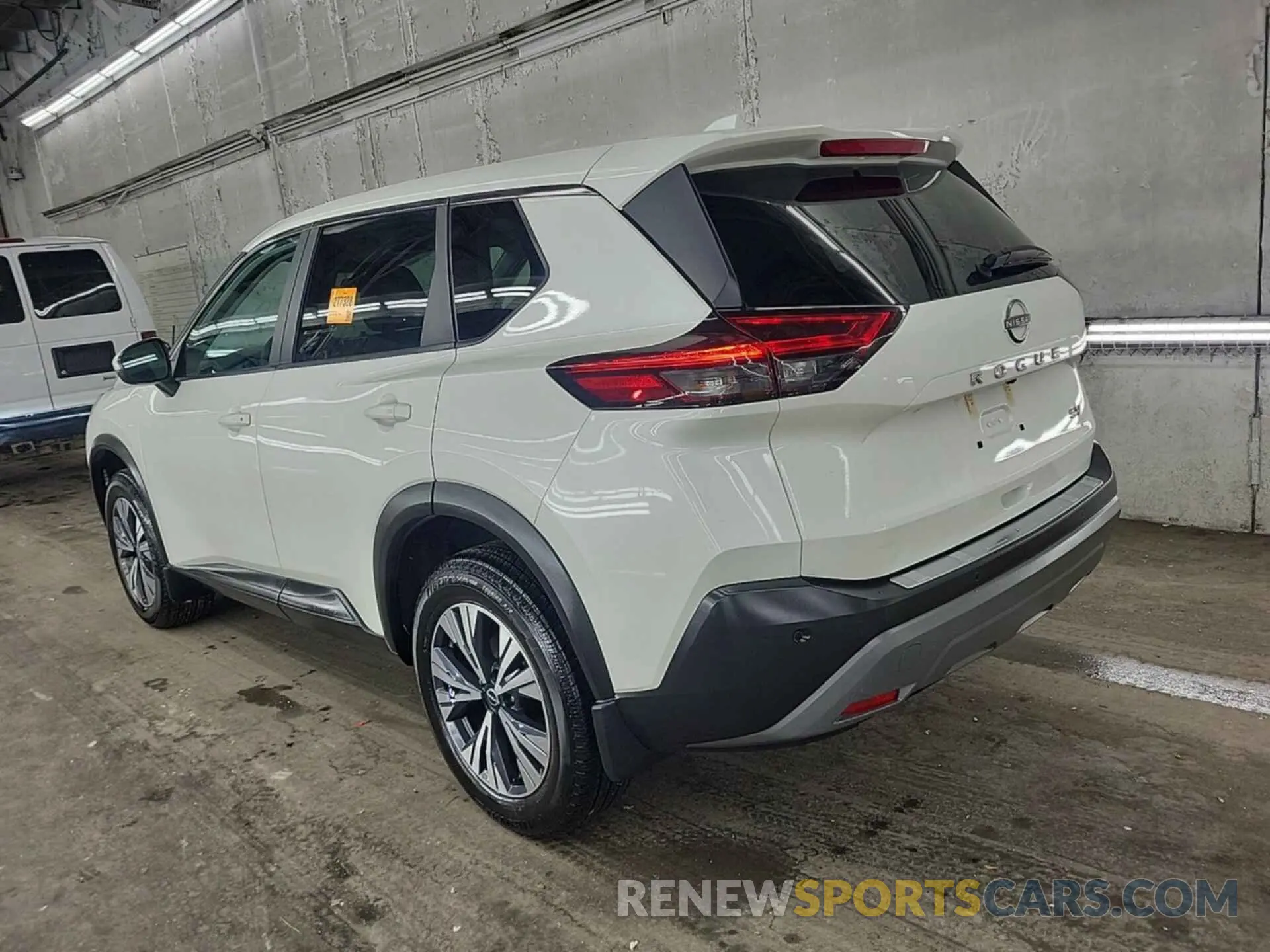 17 Photograph of a damaged car 5N1BT3BA6NC704230 NISSAN ROGUE 2022