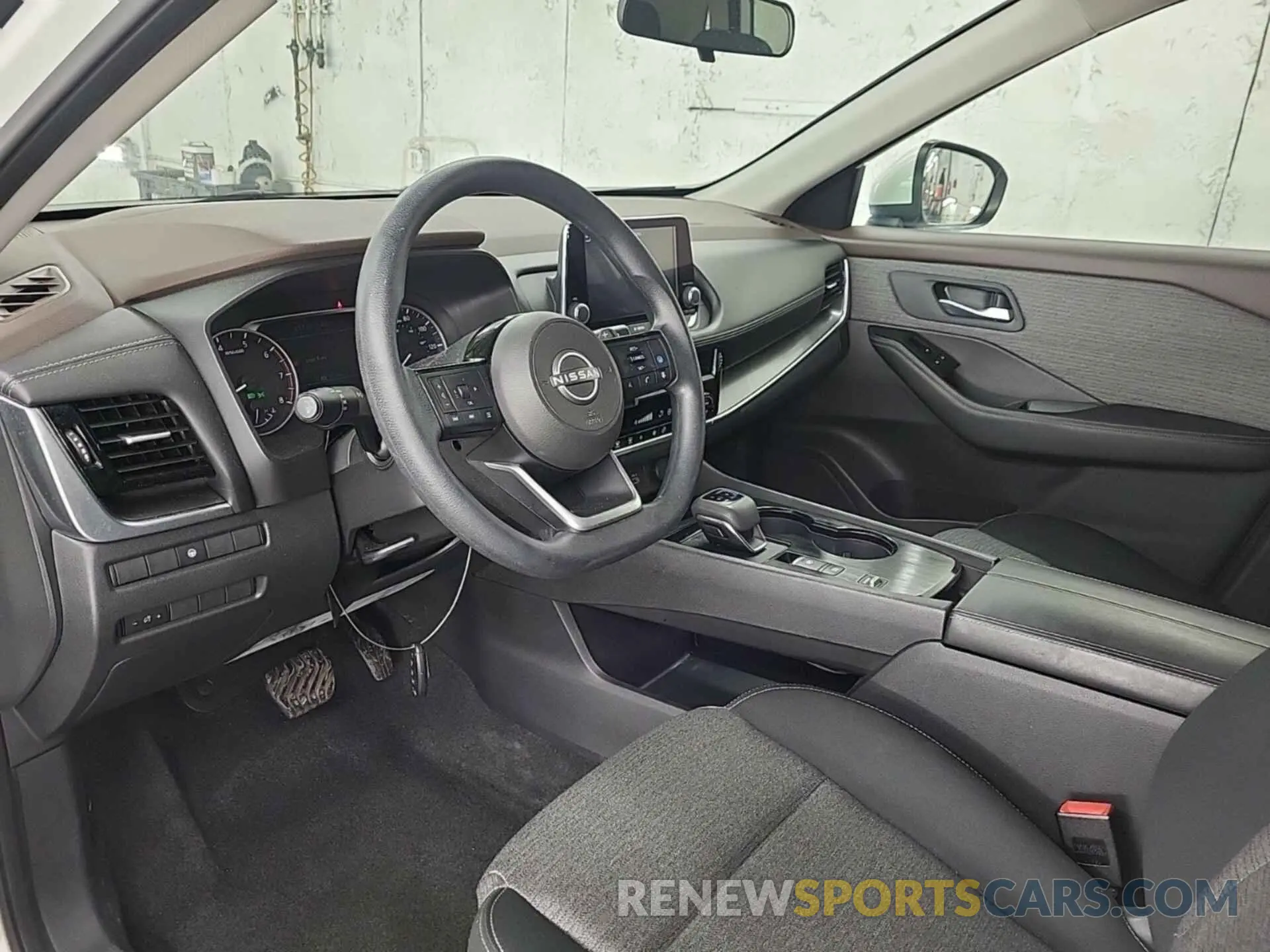 2 Photograph of a damaged car 5N1BT3BA6NC704230 NISSAN ROGUE 2022