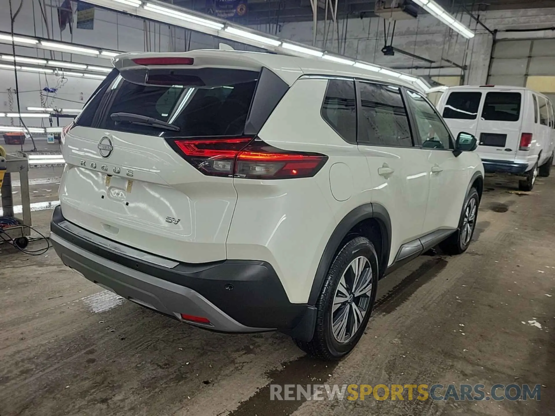 20 Photograph of a damaged car 5N1BT3BA6NC704230 NISSAN ROGUE 2022