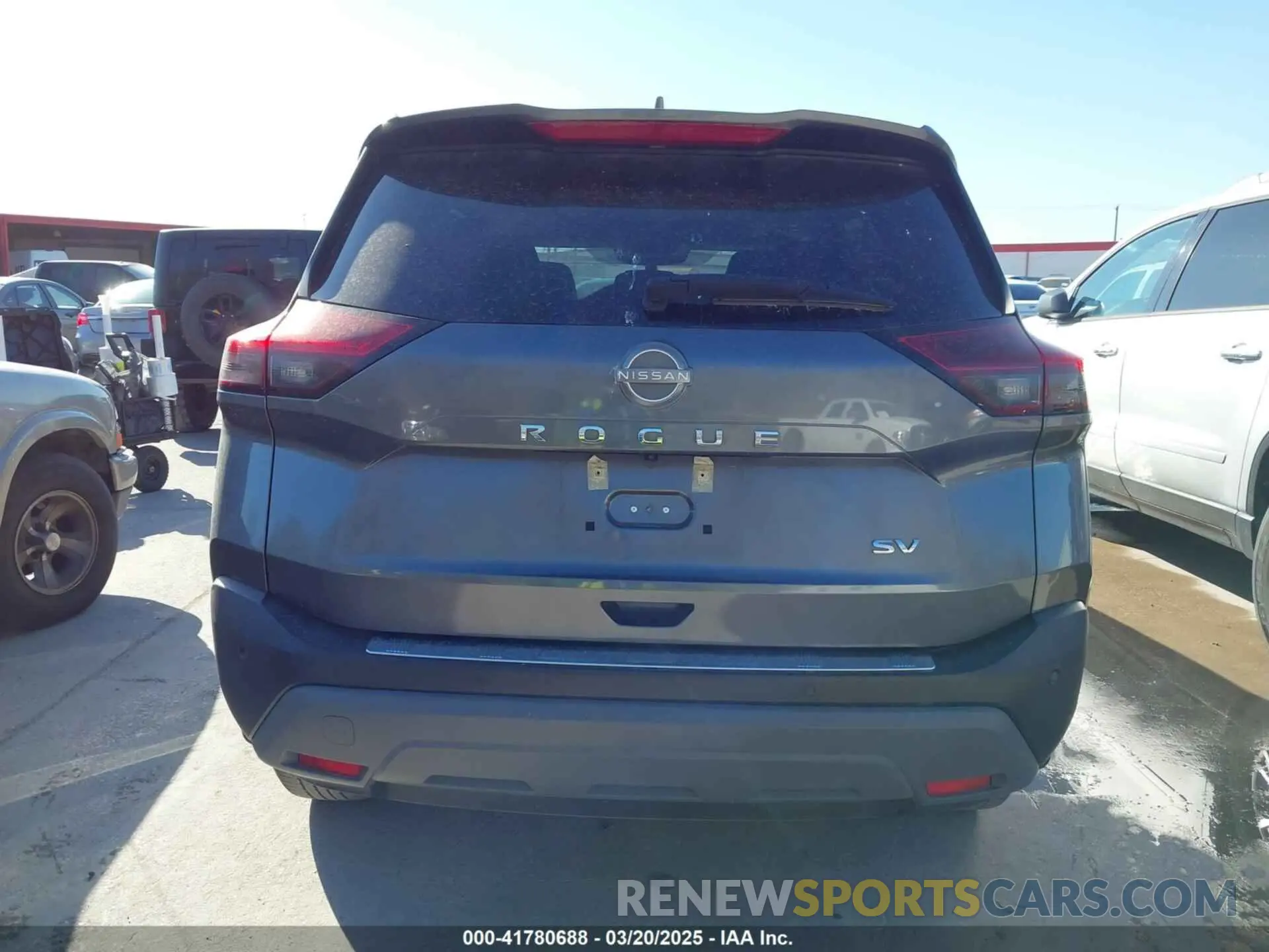 16 Photograph of a damaged car 5N1BT3BA6NC714143 NISSAN ROGUE 2022