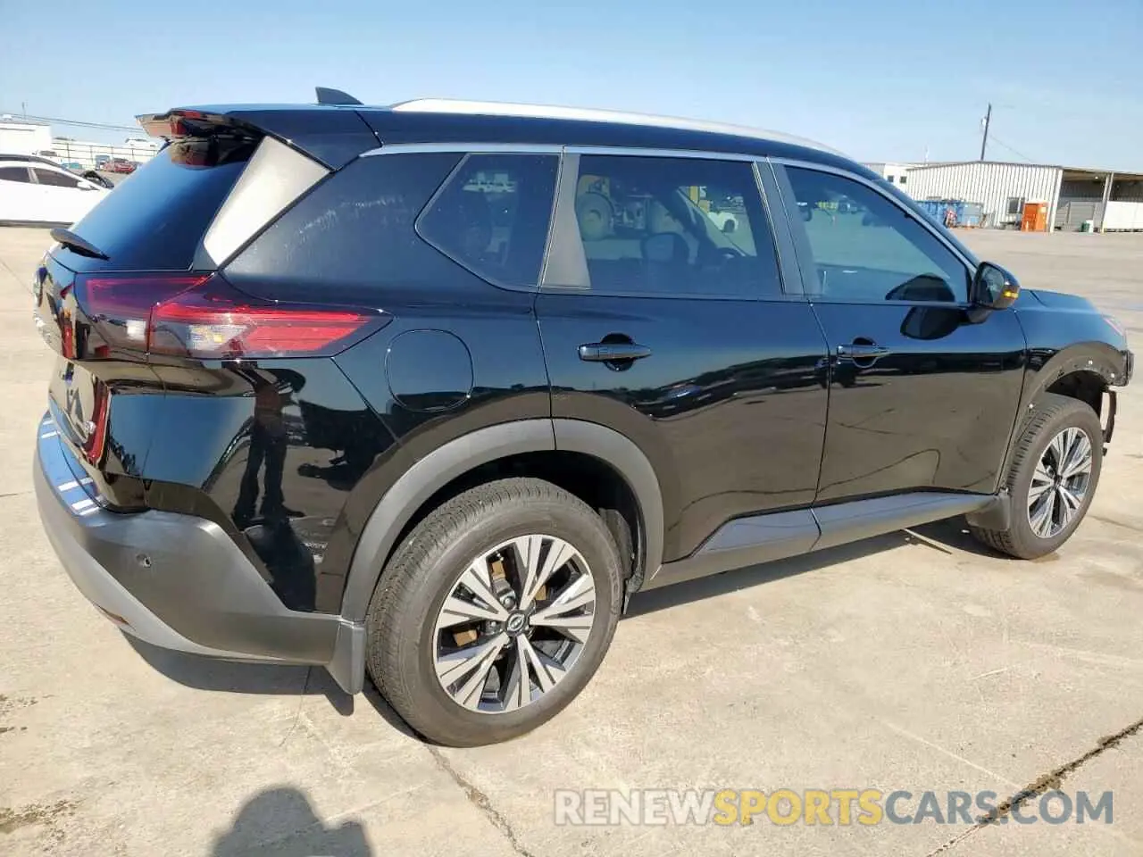 3 Photograph of a damaged car 5N1BT3BA6NC724316 NISSAN ROGUE 2022