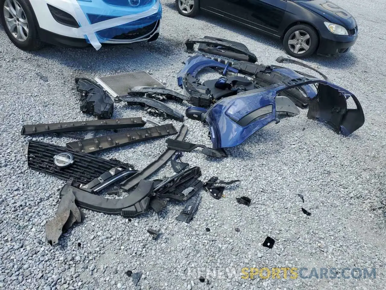 13 Photograph of a damaged car 5N1BT3BA7NC697966 NISSAN ROGUE 2022