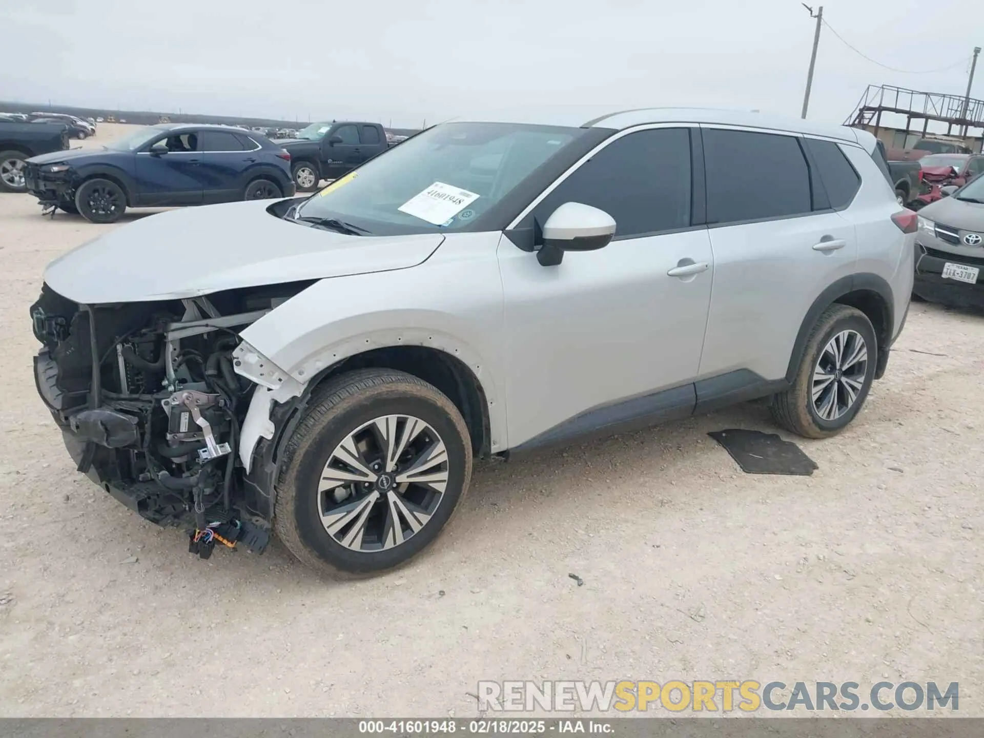 2 Photograph of a damaged car 5N1BT3BA7NC706052 NISSAN ROGUE 2022