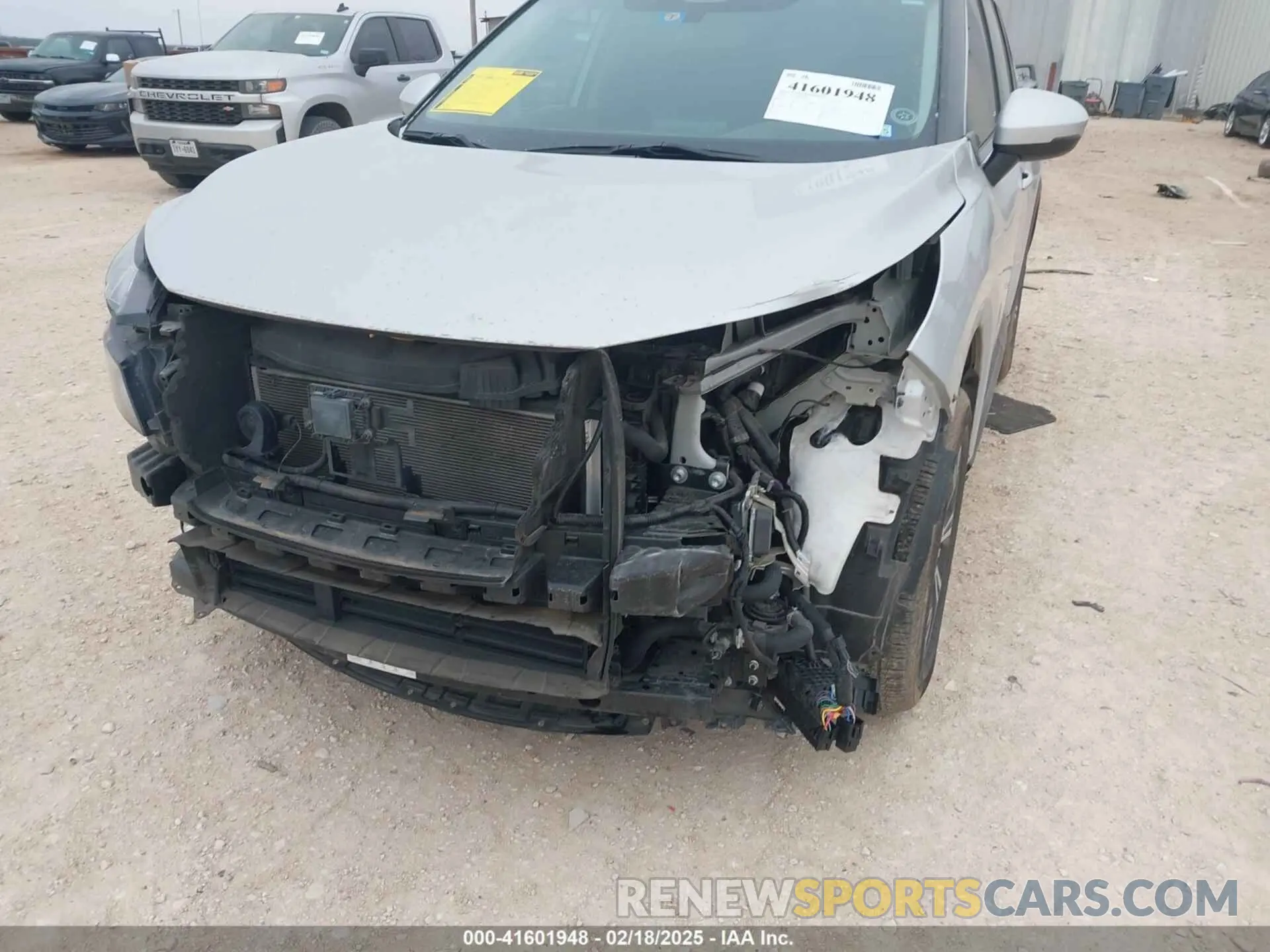 6 Photograph of a damaged car 5N1BT3BA7NC706052 NISSAN ROGUE 2022