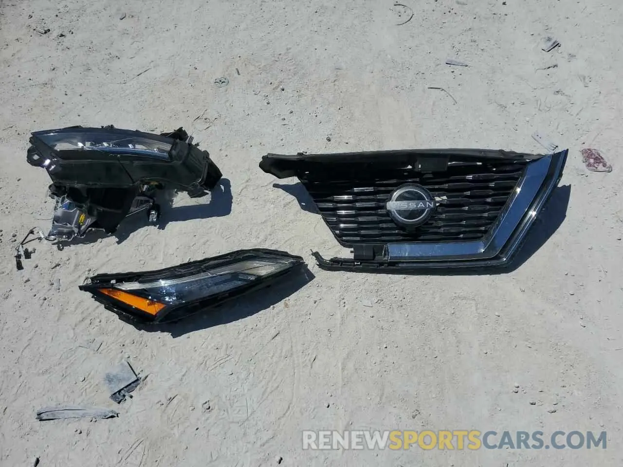 12 Photograph of a damaged car 5N1BT3BA8NC695725 NISSAN ROGUE 2022