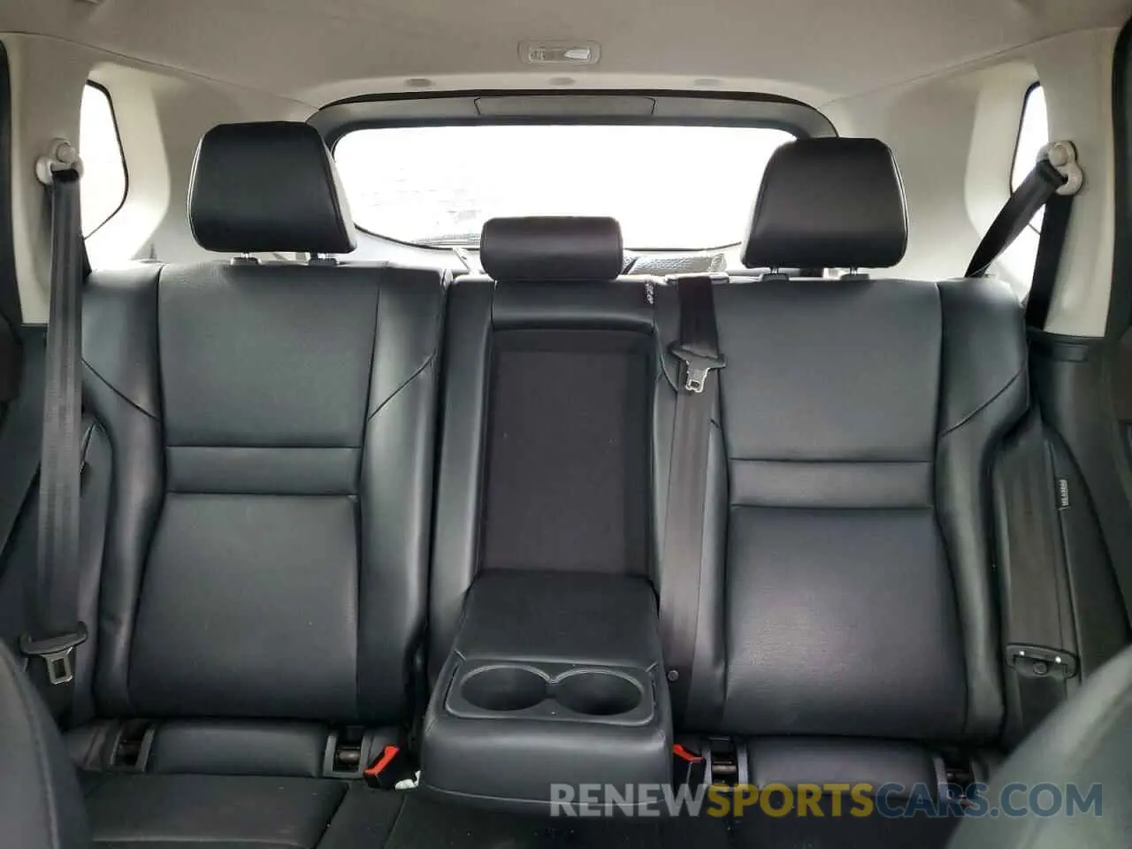 10 Photograph of a damaged car 5N1BT3BA8NC696308 NISSAN ROGUE 2022