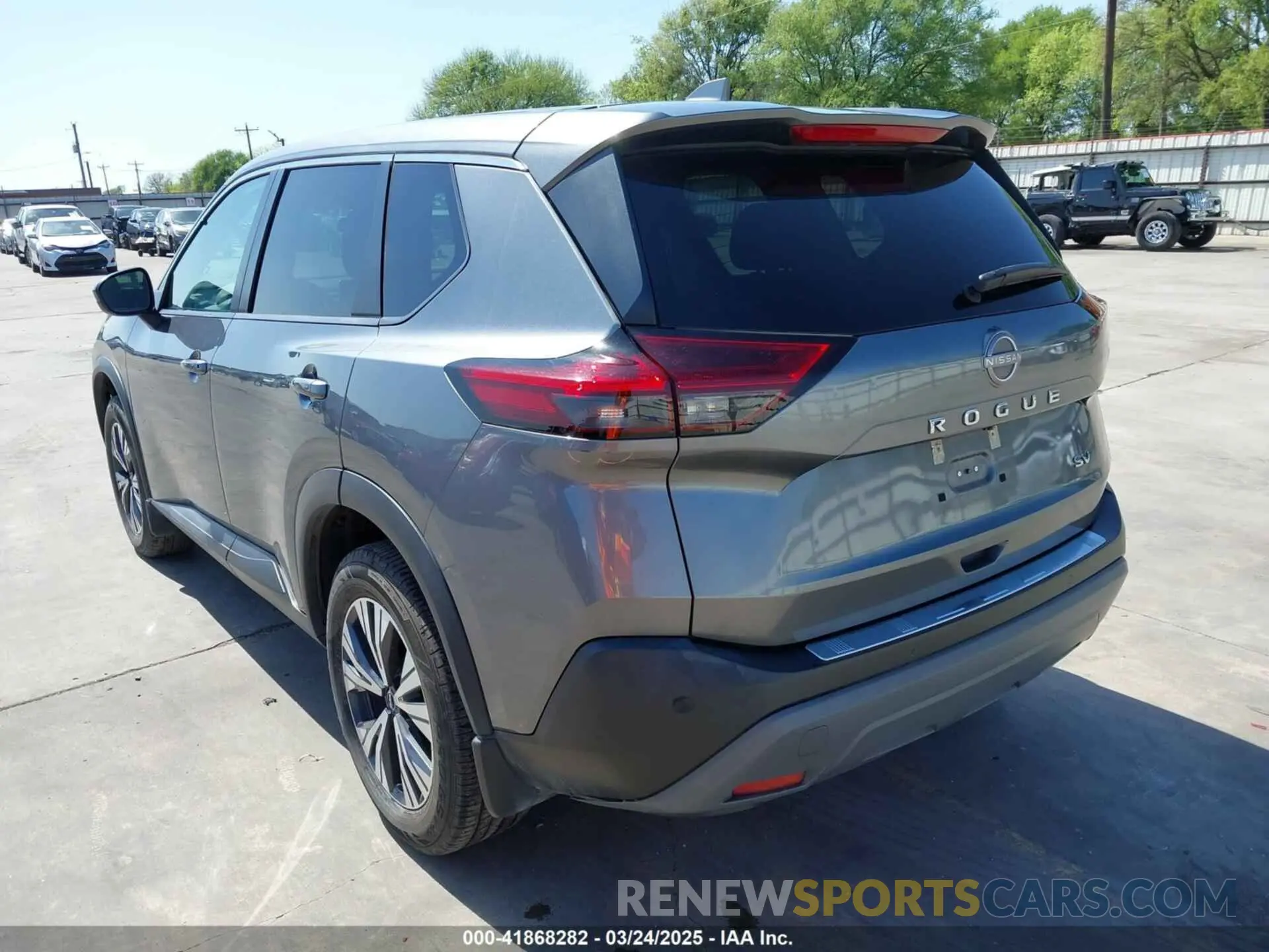 3 Photograph of a damaged car 5N1BT3BA8NC701412 NISSAN ROGUE 2022