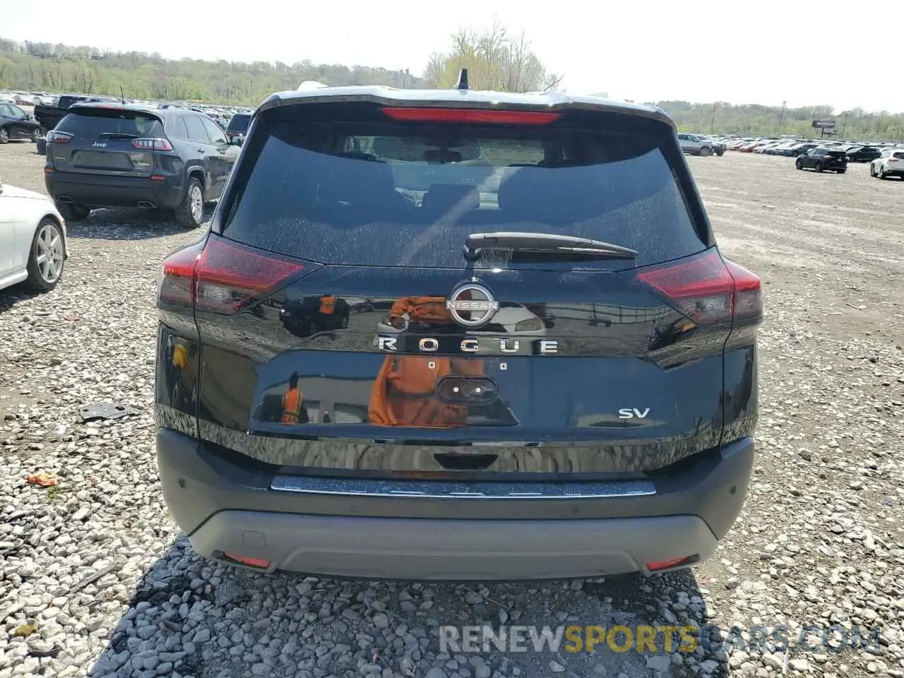 6 Photograph of a damaged car 5N1BT3BA8NC727217 NISSAN ROGUE 2022