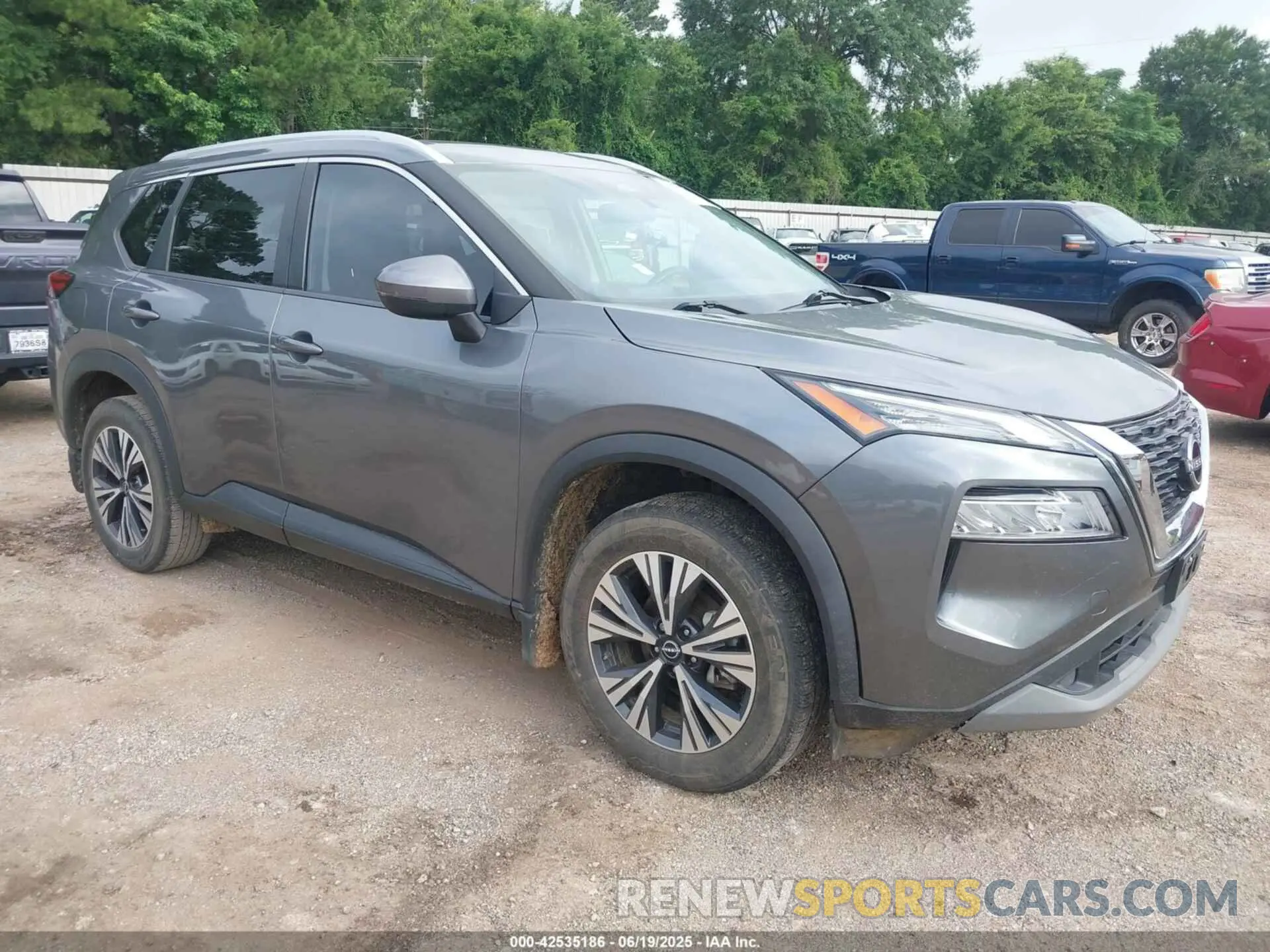 1 Photograph of a damaged car 5N1BT3BA9NC677041 NISSAN ROGUE 2022