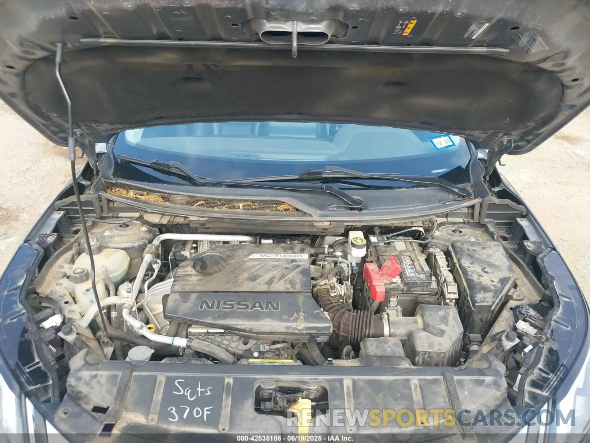 10 Photograph of a damaged car 5N1BT3BA9NC677041 NISSAN ROGUE 2022