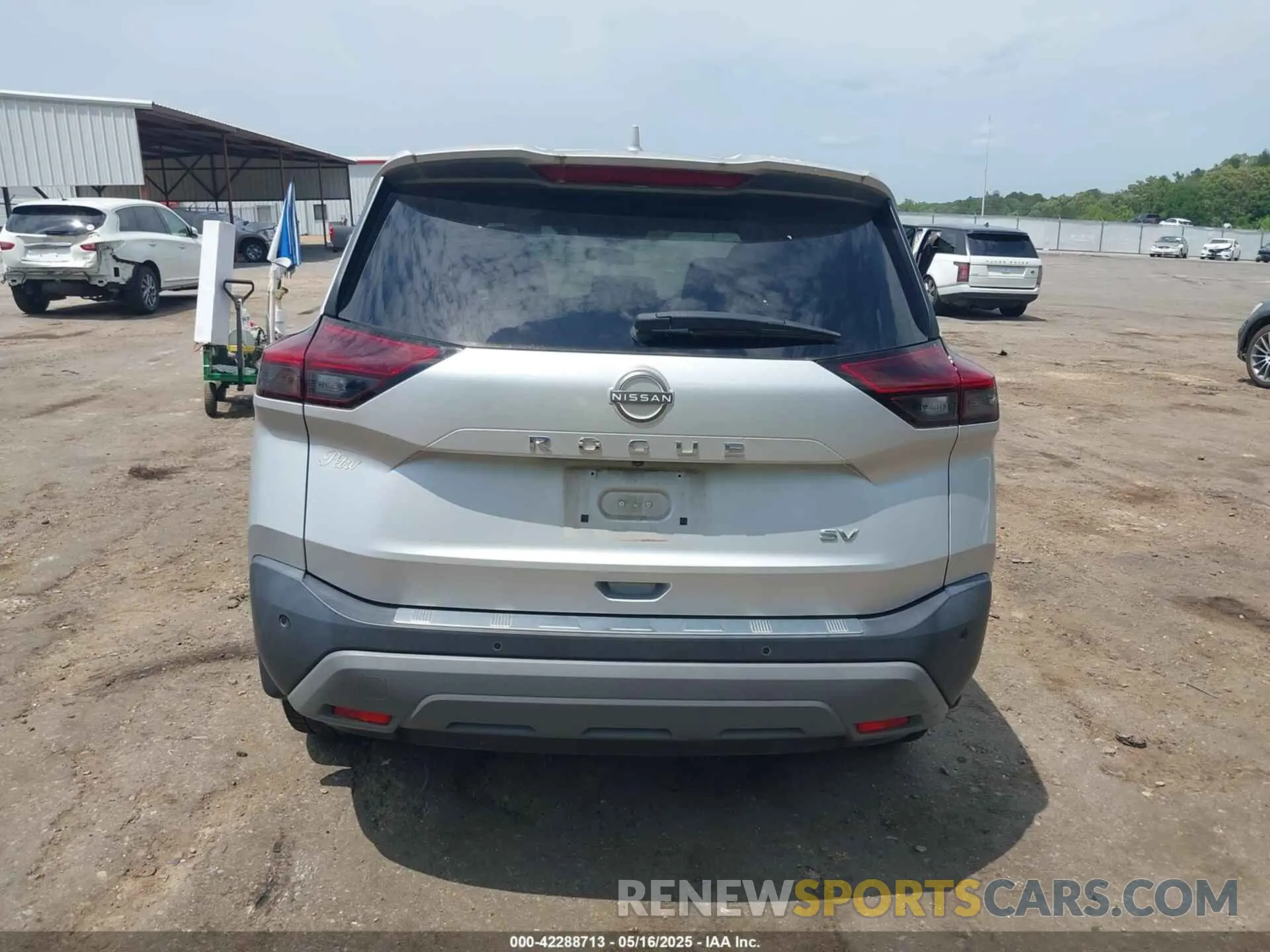 16 Photograph of a damaged car 5N1BT3BA9NC687584 NISSAN ROGUE 2022